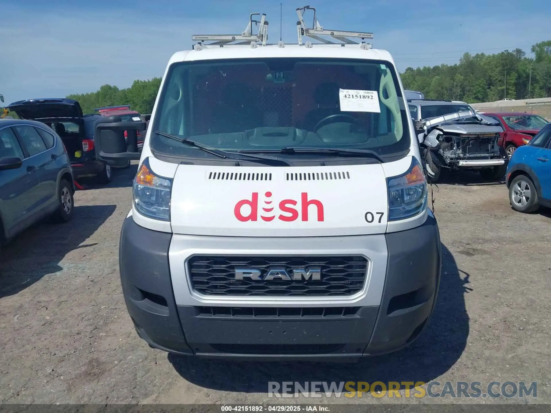 12 fotografías del automóvil dañado 3C6ERVAG9ME501672 RAM PROMASTER 1500 2021