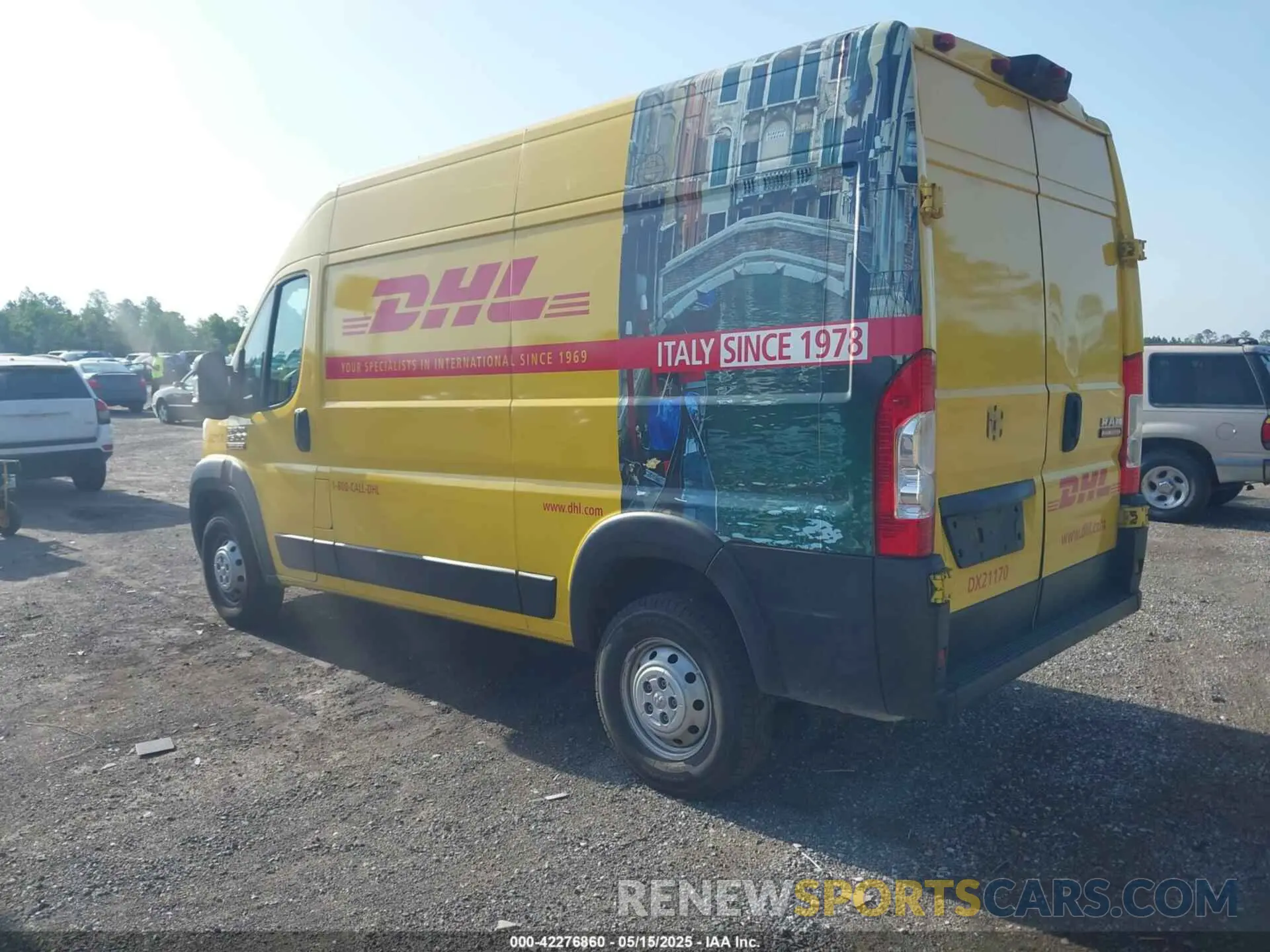 3 fotografías del automóvil dañado 3C6ERVBG2ME505593 RAM PROMASTER 1500 2021