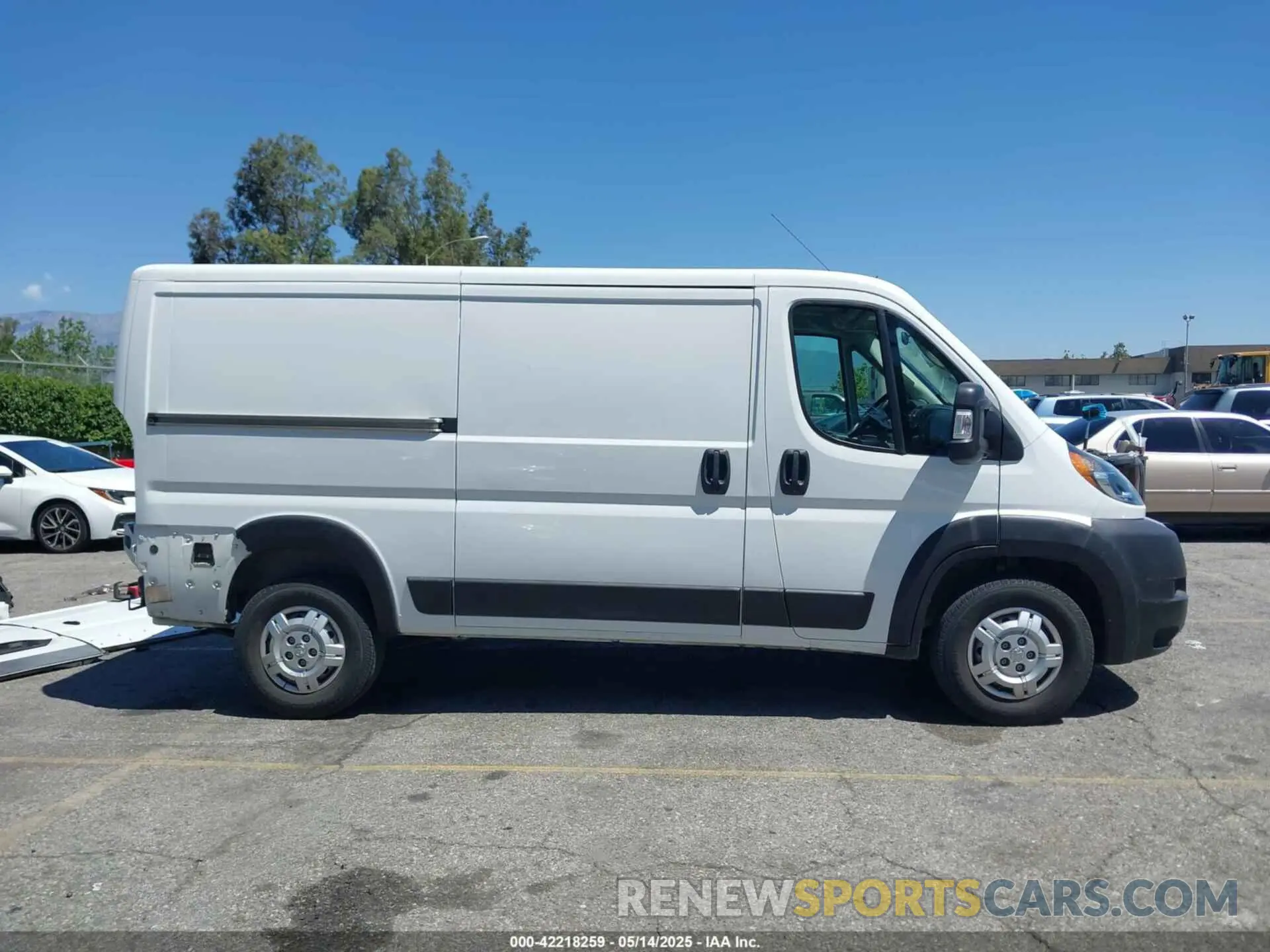 14 fotografías del automóvil dañado 3C6LRVAG5ME533364 RAM PROMASTER 1500 2021