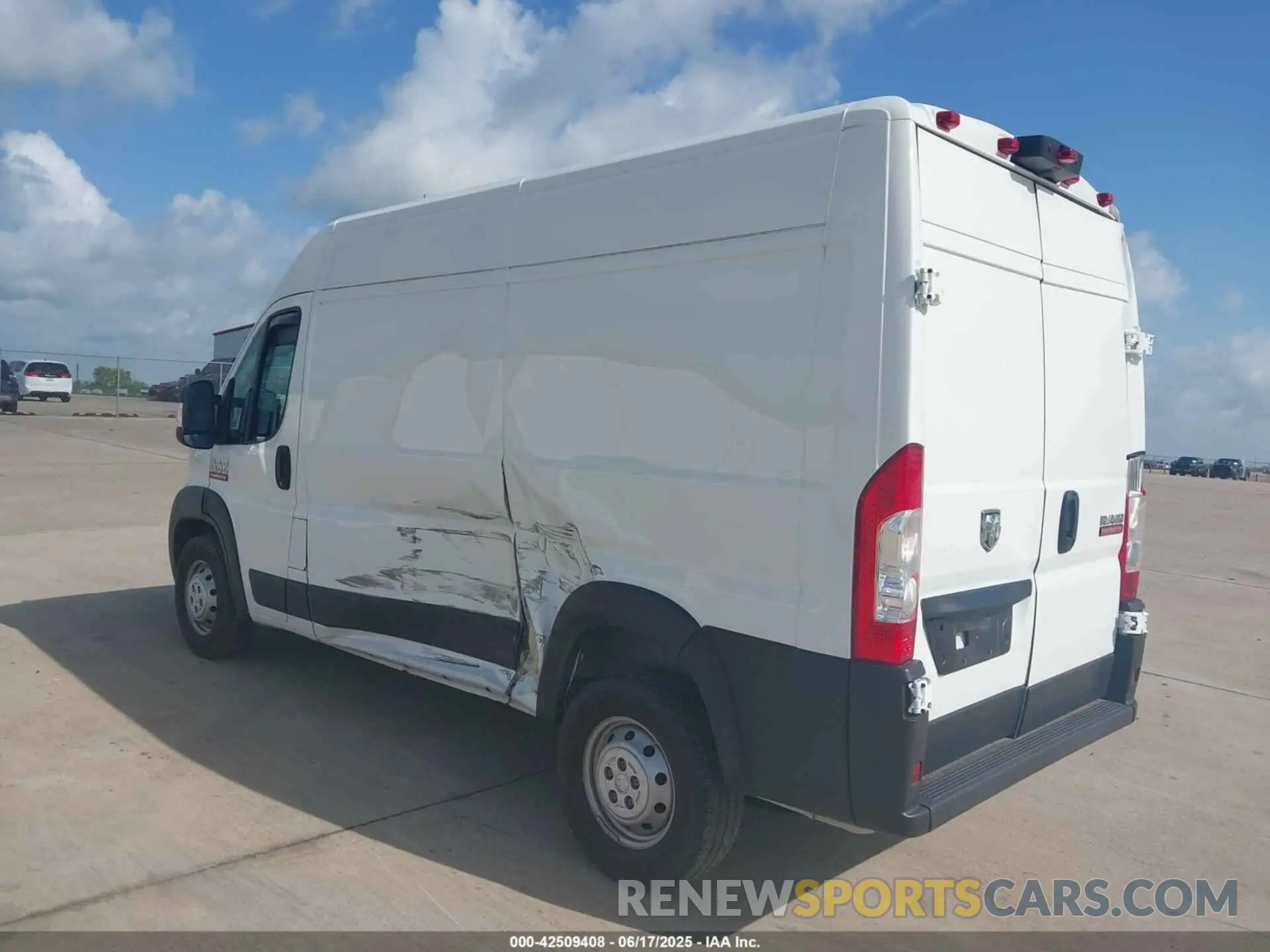 3 fotografías del automóvil dañado 3C6LRVBG1ME581703 RAM PROMASTER 1500 2021