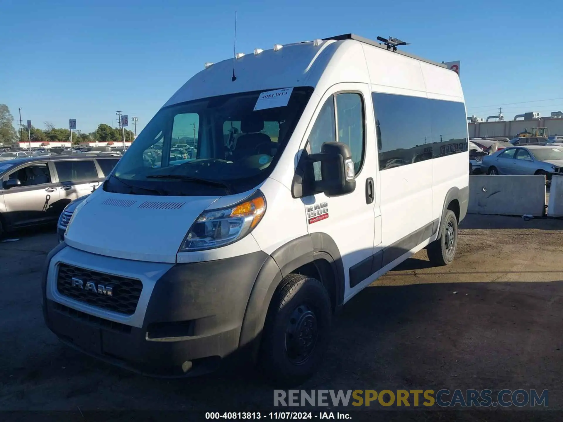 2 fotografías del automóvil dañado 3C6LRVBG8ME539769 RAM PROMASTER 1500 2021