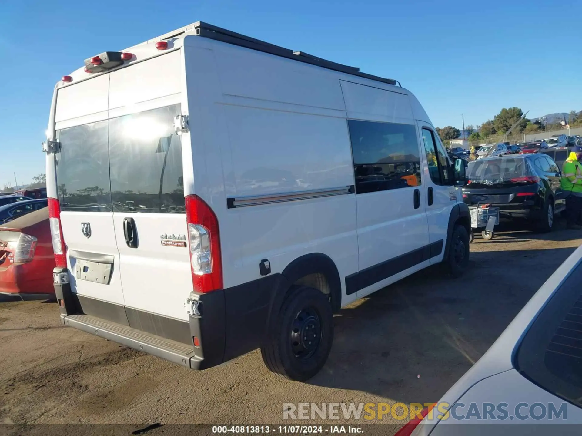 4 fotografías del automóvil dañado 3C6LRVBG8ME539769 RAM PROMASTER 1500 2021