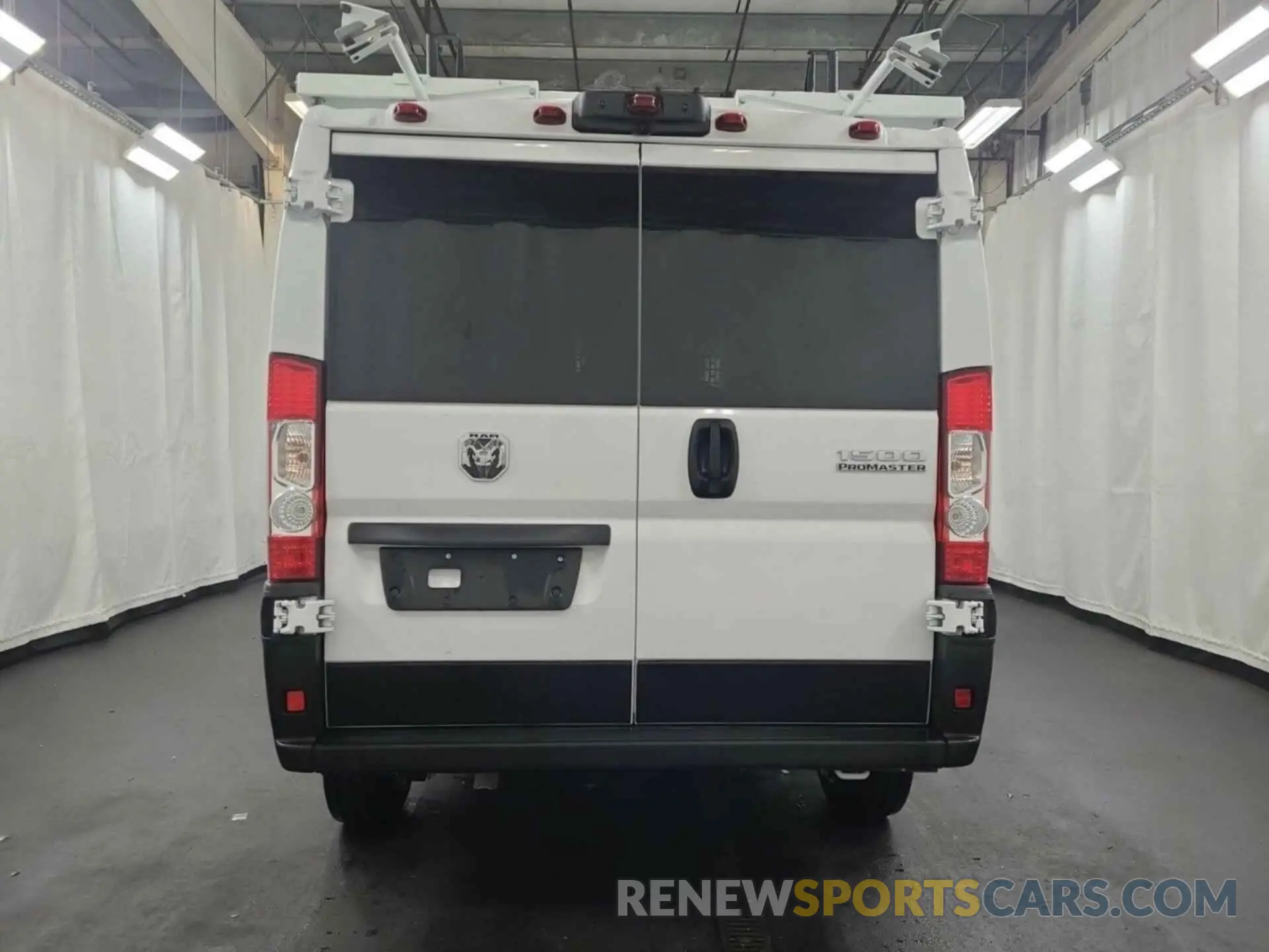 5 fotografías del automóvil dañado 3C6LRVAG7PE571246 RAM PROMASTER 1500 2023