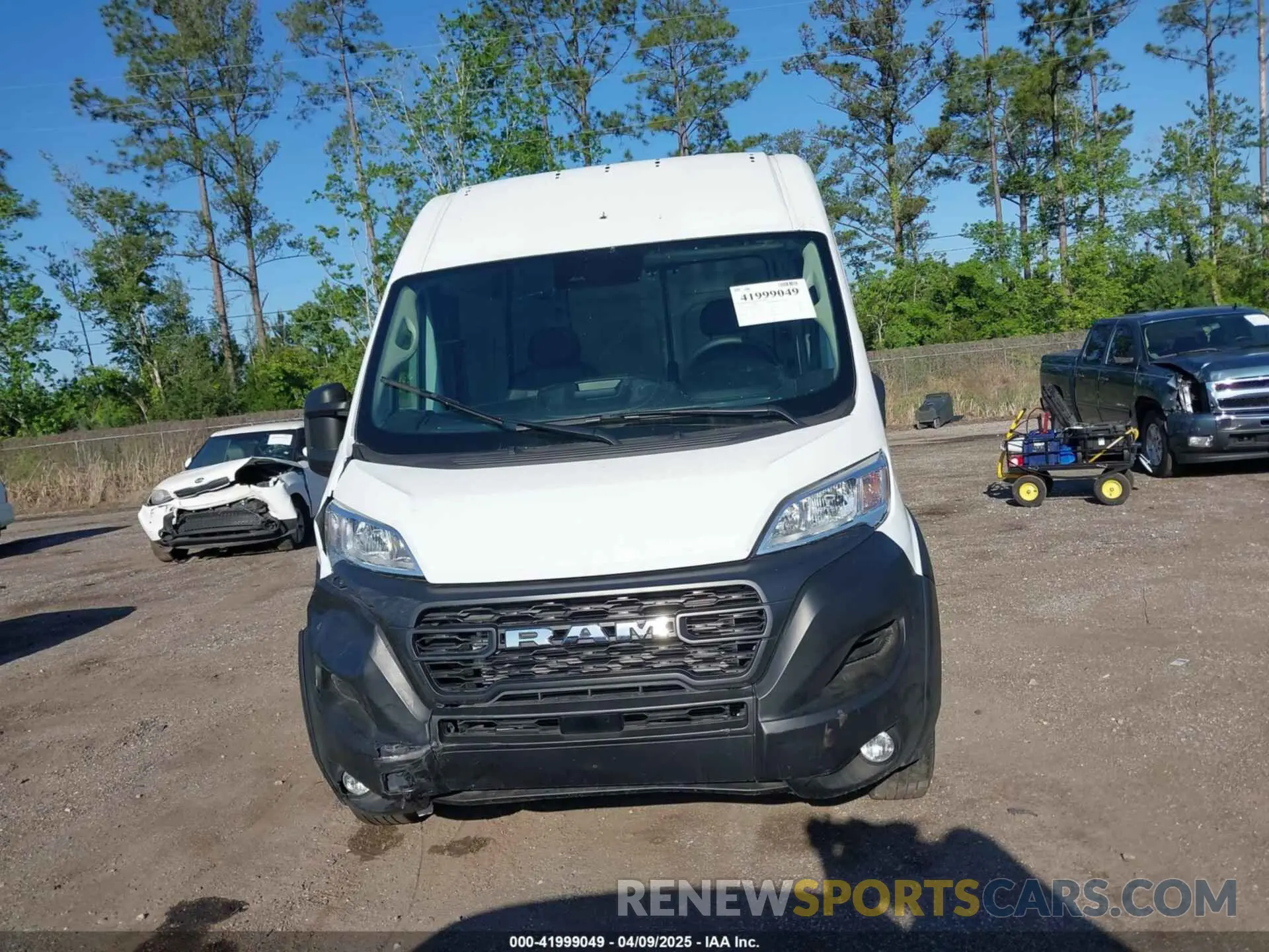 12 fotografías del automóvil dañado 3C6LRVBG7RE124935 RAM PROMASTER 1500 2024