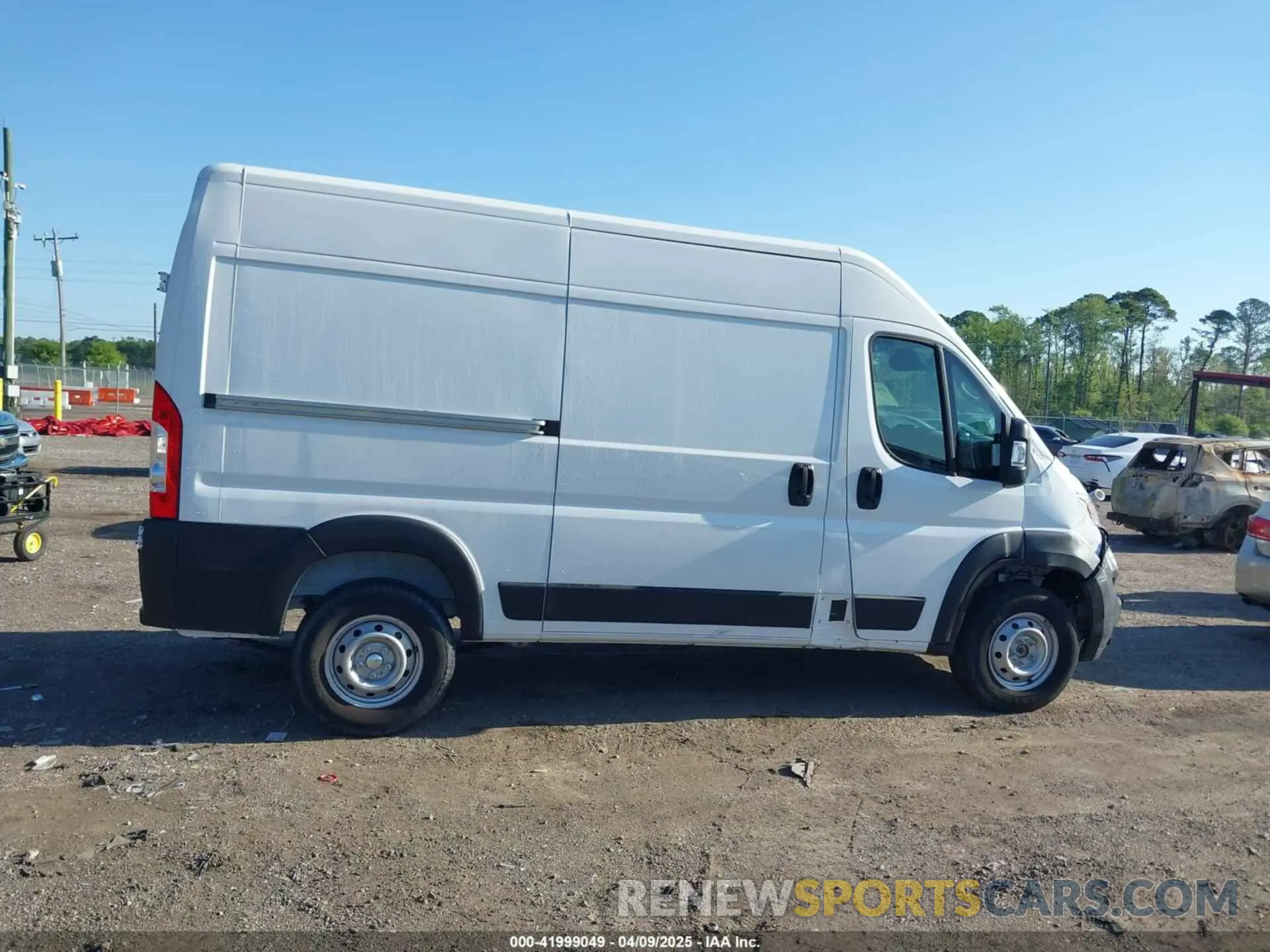 13 fotografías del automóvil dañado 3C6LRVBG7RE124935 RAM PROMASTER 1500 2024
