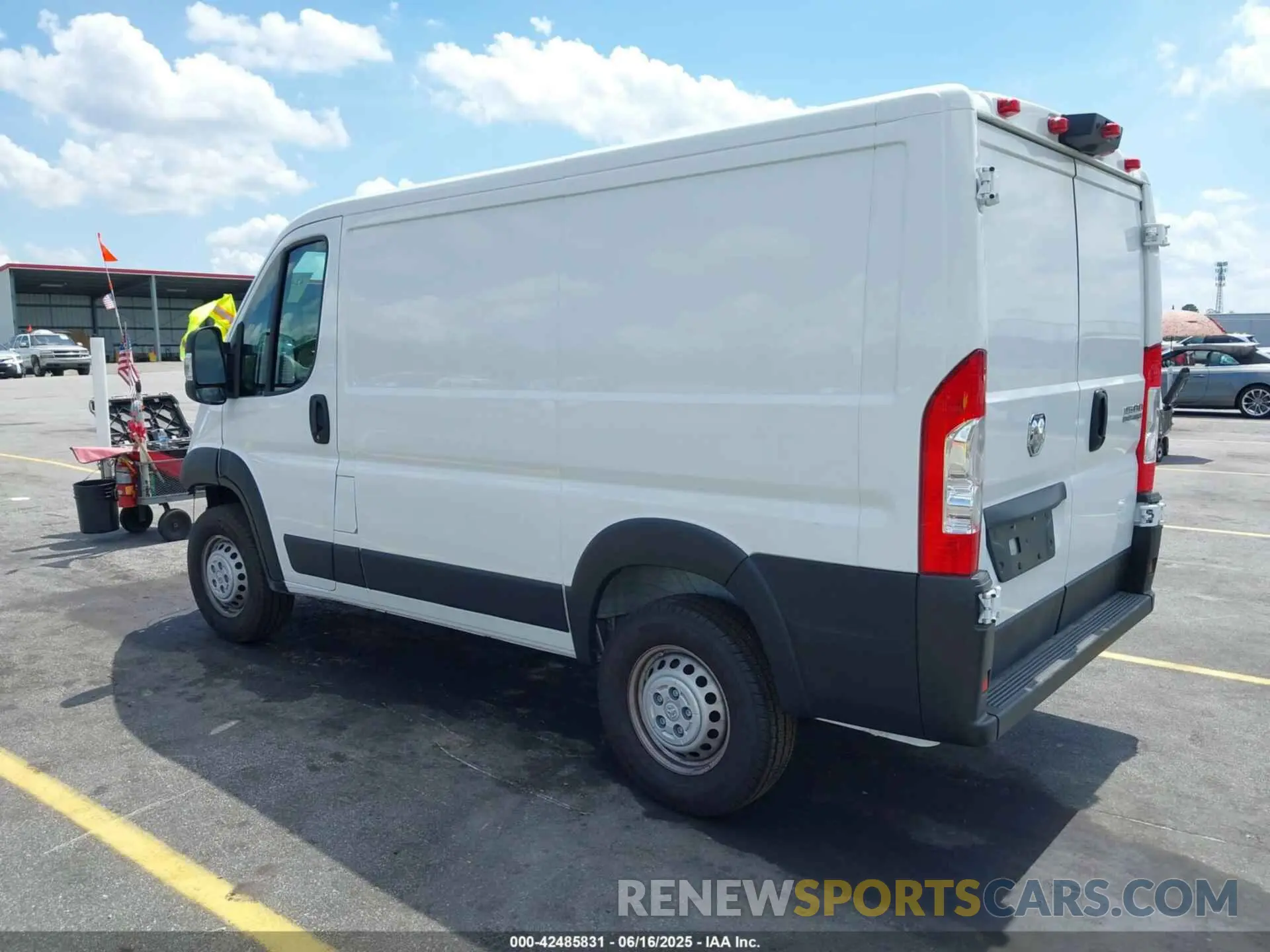 3 fotografías del automóvil dañado 3C6LRVNG9SE530457 RAM PROMASTER 1500 2025