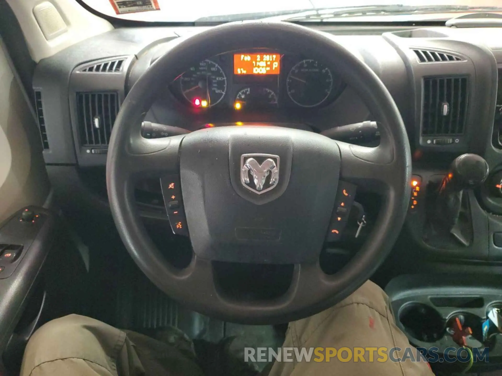 30 fotografías del automóvil dañado 3C6TRVCG0KE561471 RAM PROMASTER 2500 2019