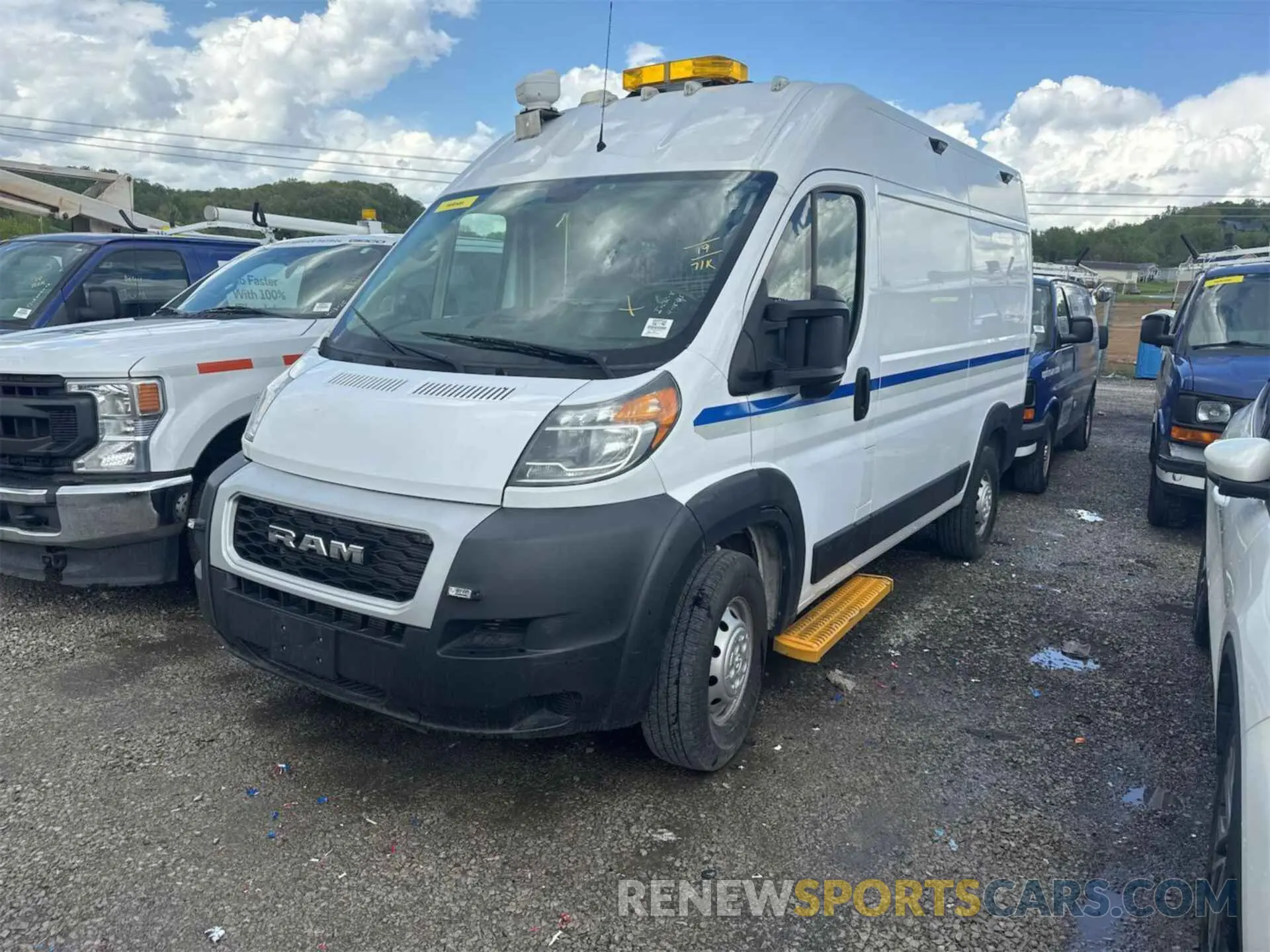 7 fotografías del automóvil dañado 3C6TRVCG0KE561471 RAM PROMASTER 2500 2019