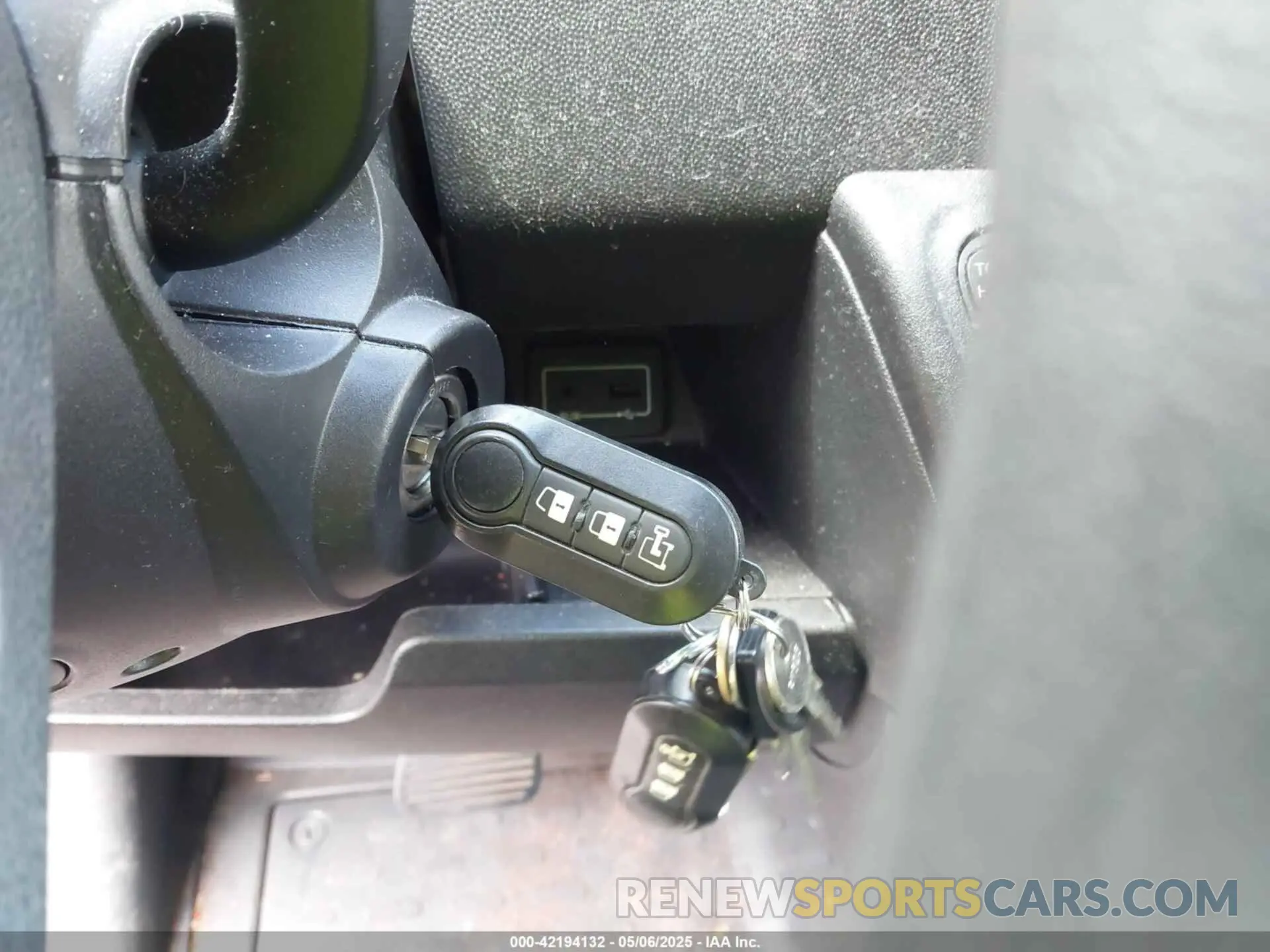 11 fotografías del automóvil dañado 3C6TRVCG0KE563155 RAM PROMASTER 2500 2019