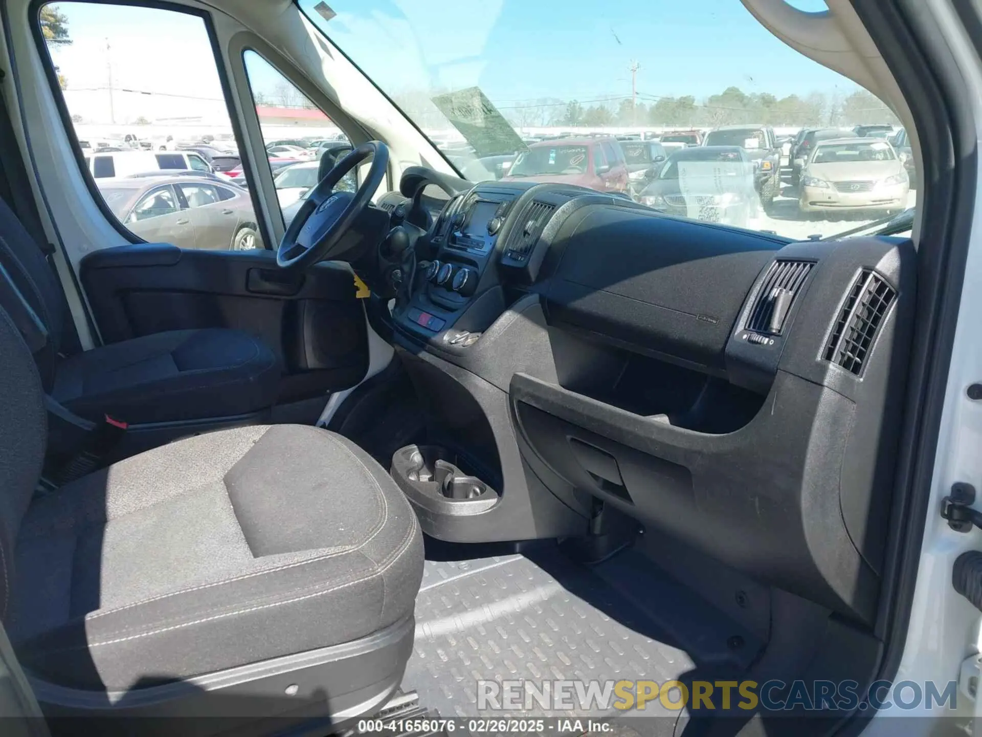 5 fotografías del automóvil dañado 3C6TRVCG3KE511485 RAM PROMASTER 2500 2019