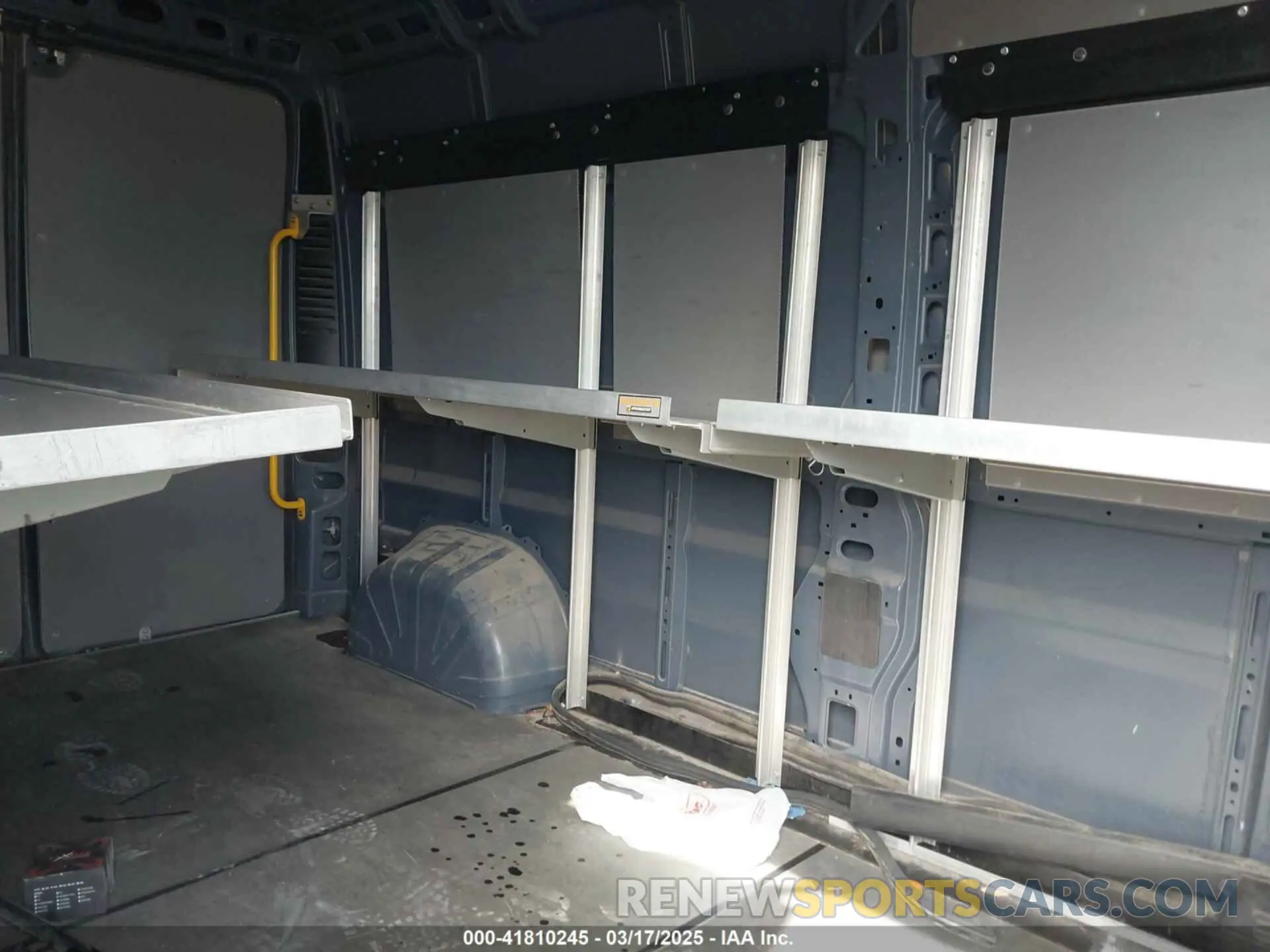 8 fotografías del automóvil dañado 3C6TRVDG2KE519155 RAM PROMASTER 2500 2019