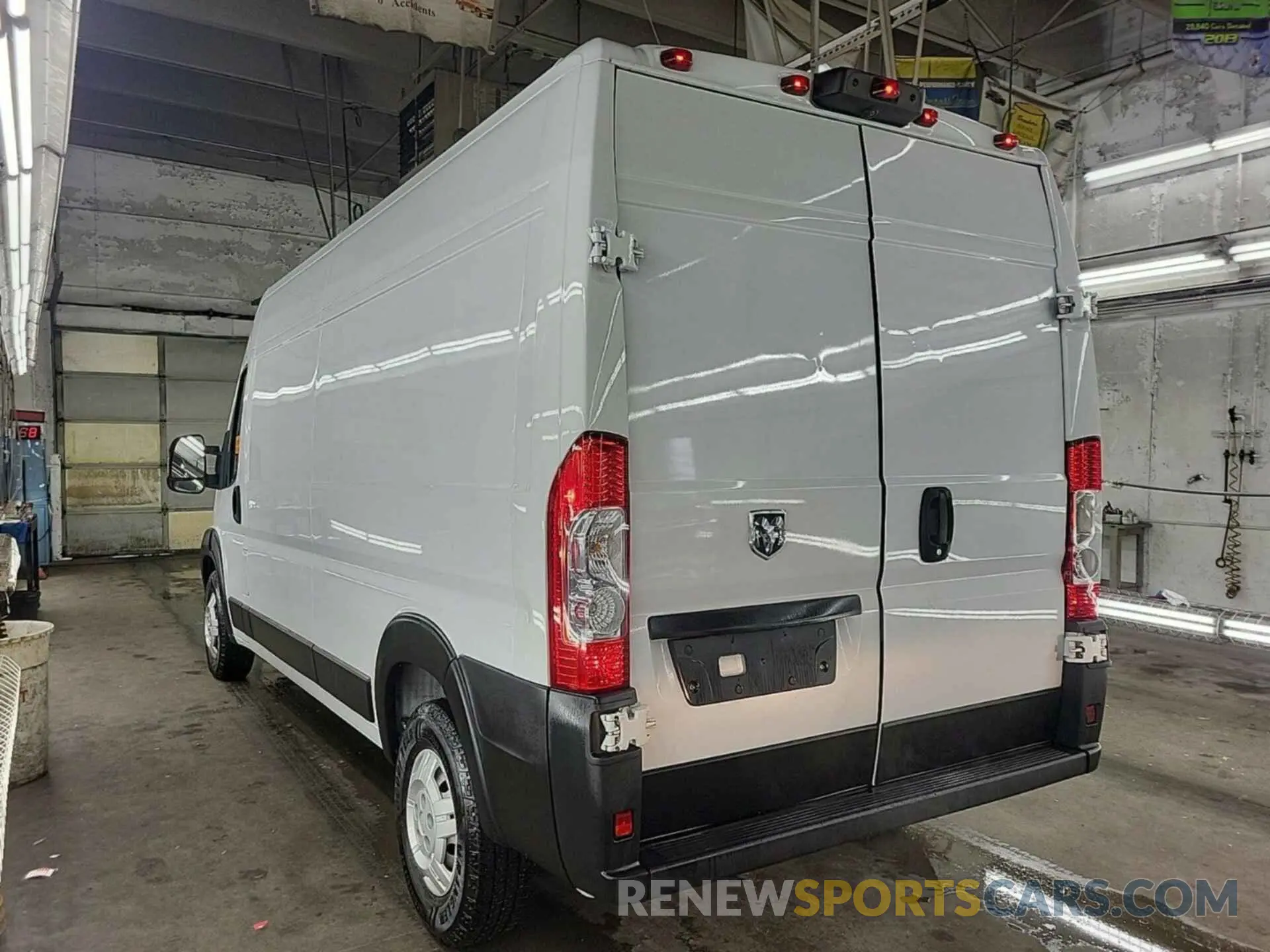 31 fotografías del automóvil dañado 3C6TRVDG3KE501005 RAM PROMASTER 2500 2019