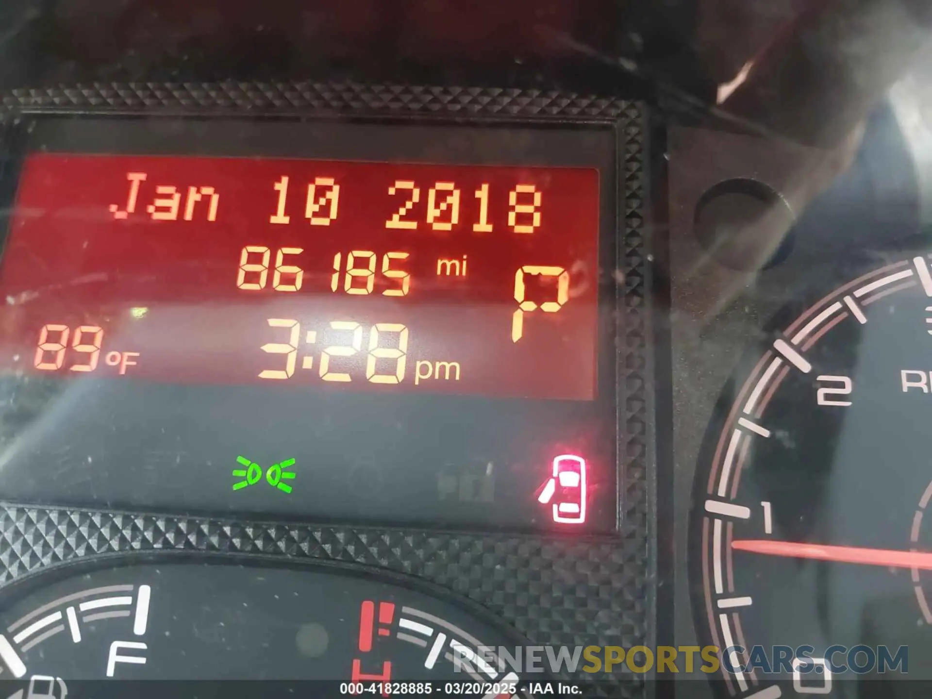 15 fotografías del automóvil dañado 3C6TRVDG6KE500351 RAM PROMASTER 2500 2019