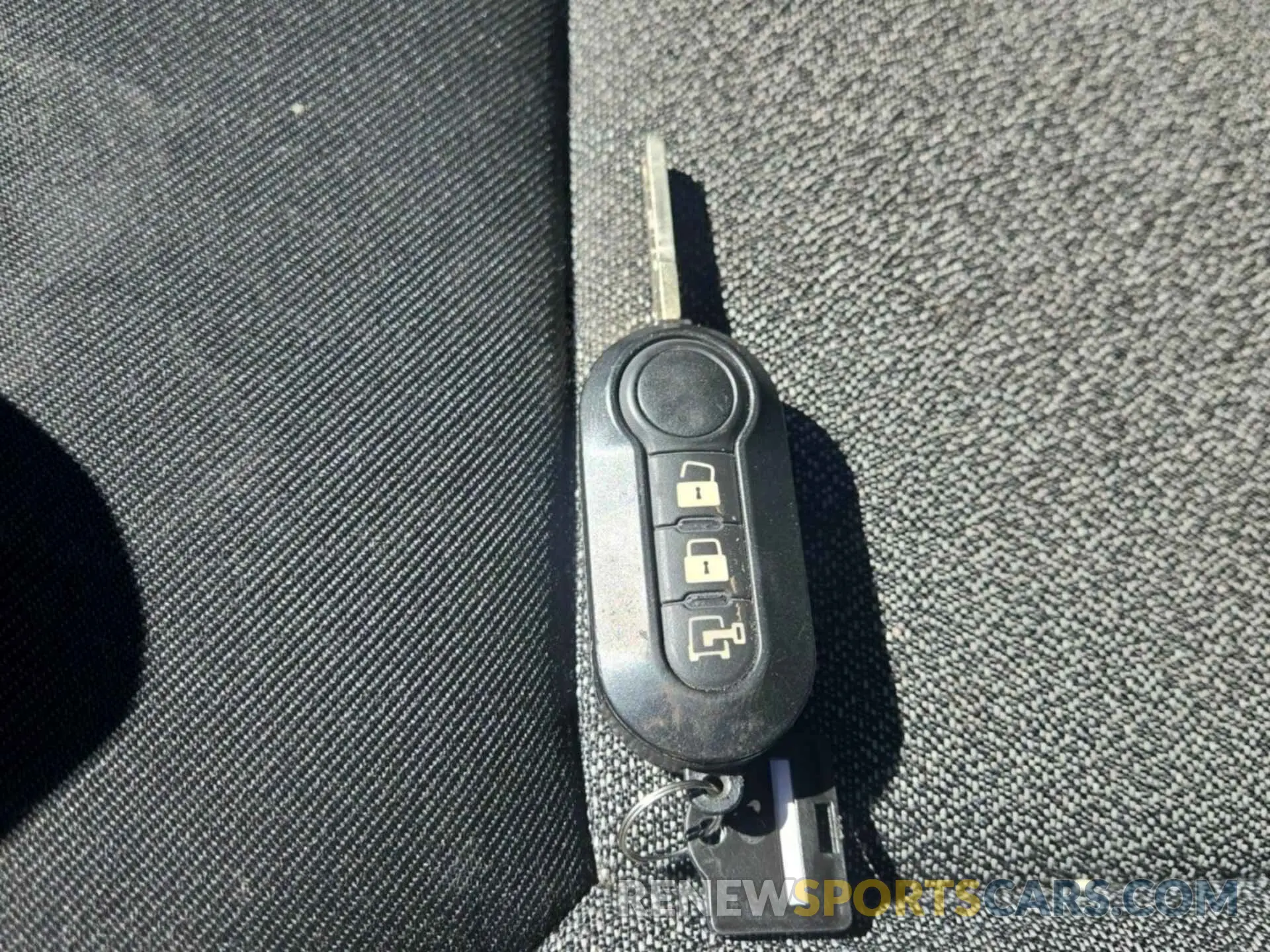 12 fotografías del automóvil dañado 3C6TRVDG8KE562852 RAM PROMASTER 2500 2019
