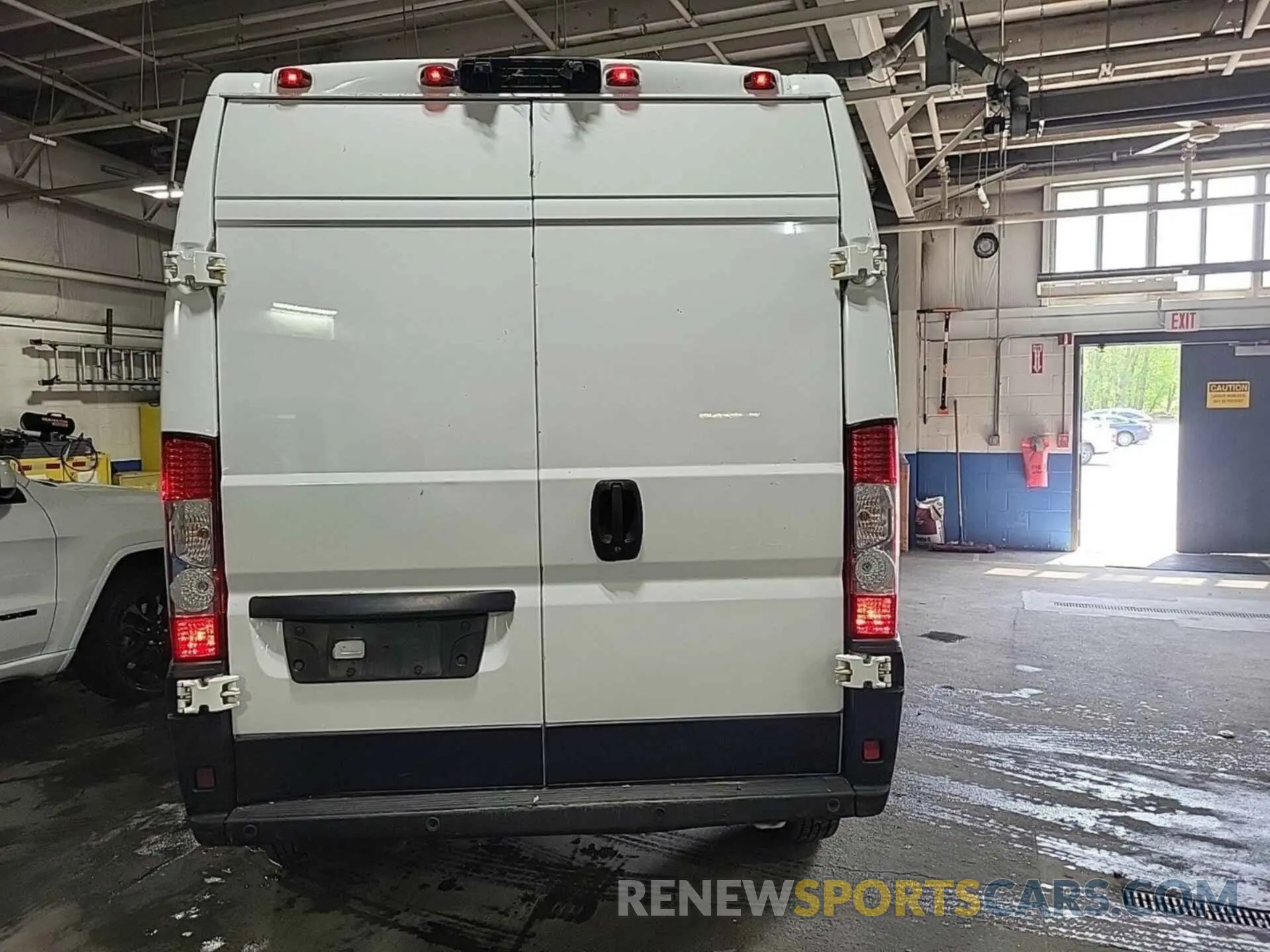 37 fotografías del automóvil dañado 3C6TRVDG8KE562852 RAM PROMASTER 2500 2019