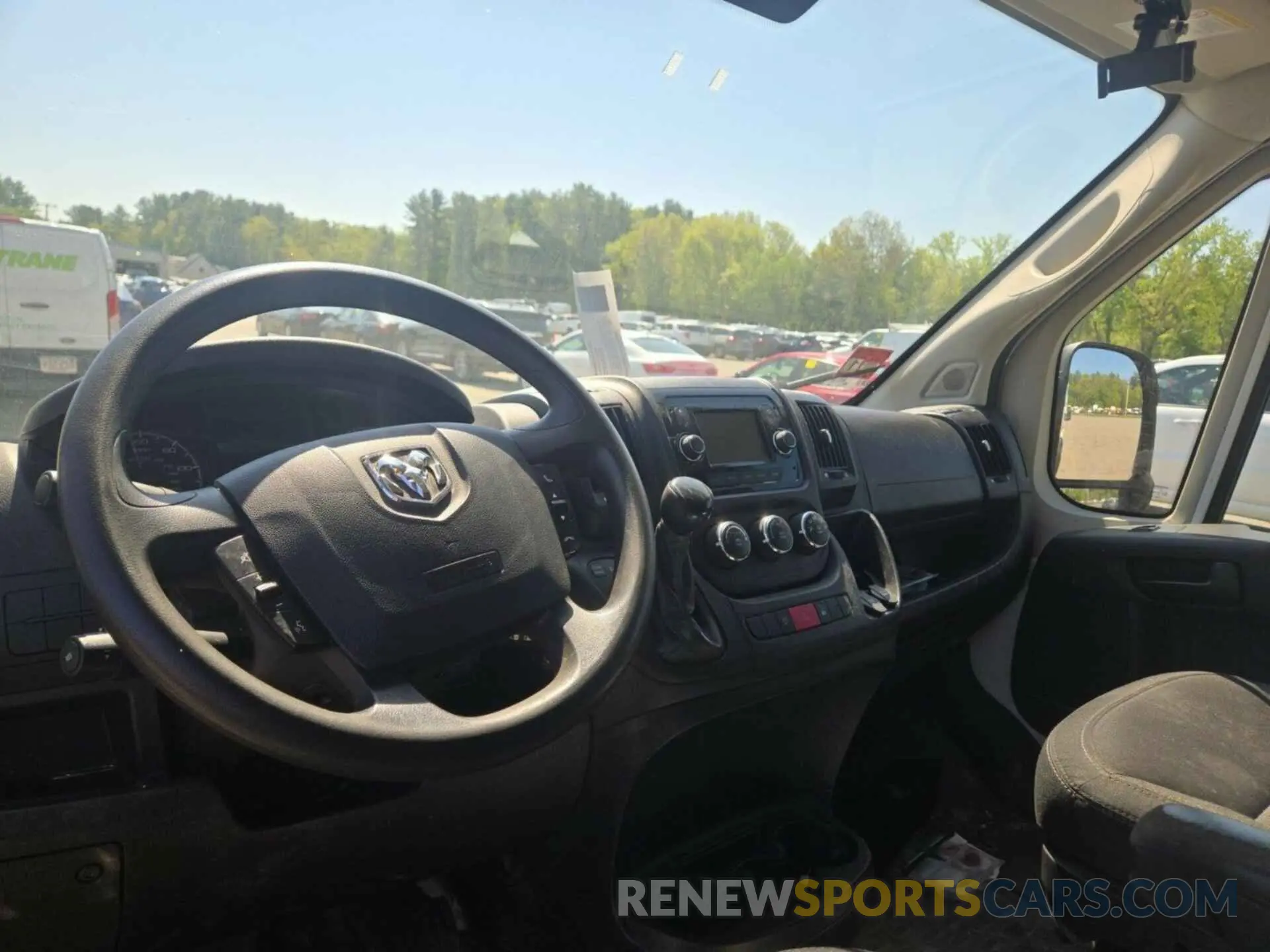 9 fotografías del automóvil dañado 3C6TRVDG8KE562852 RAM PROMASTER 2500 2019