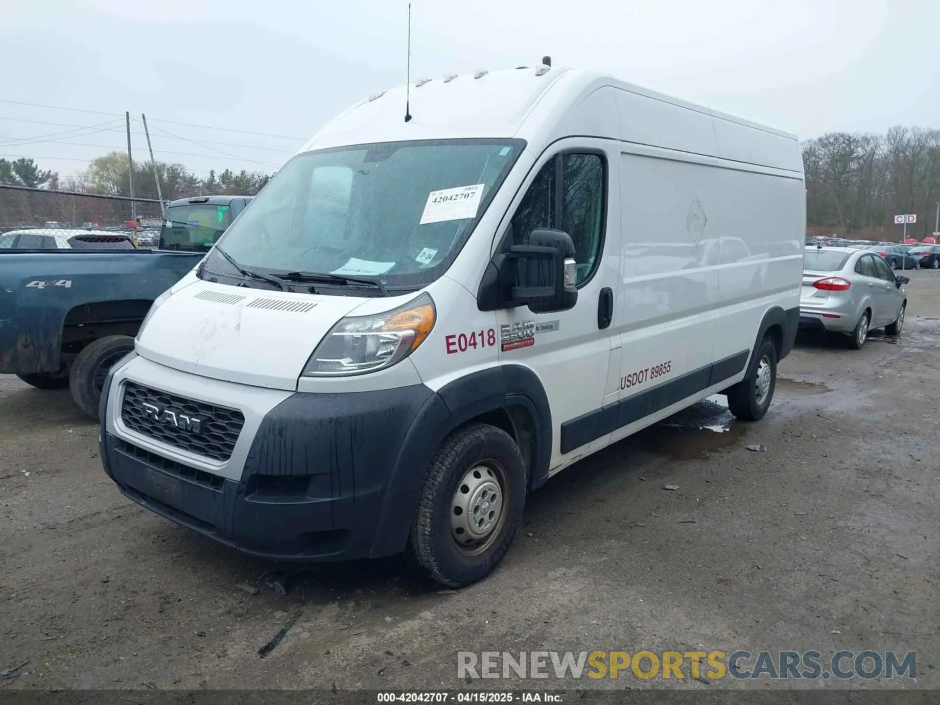 2 fotografías del automóvil dañado 3C6TRVDGXKE500319 RAM PROMASTER 2500 2019