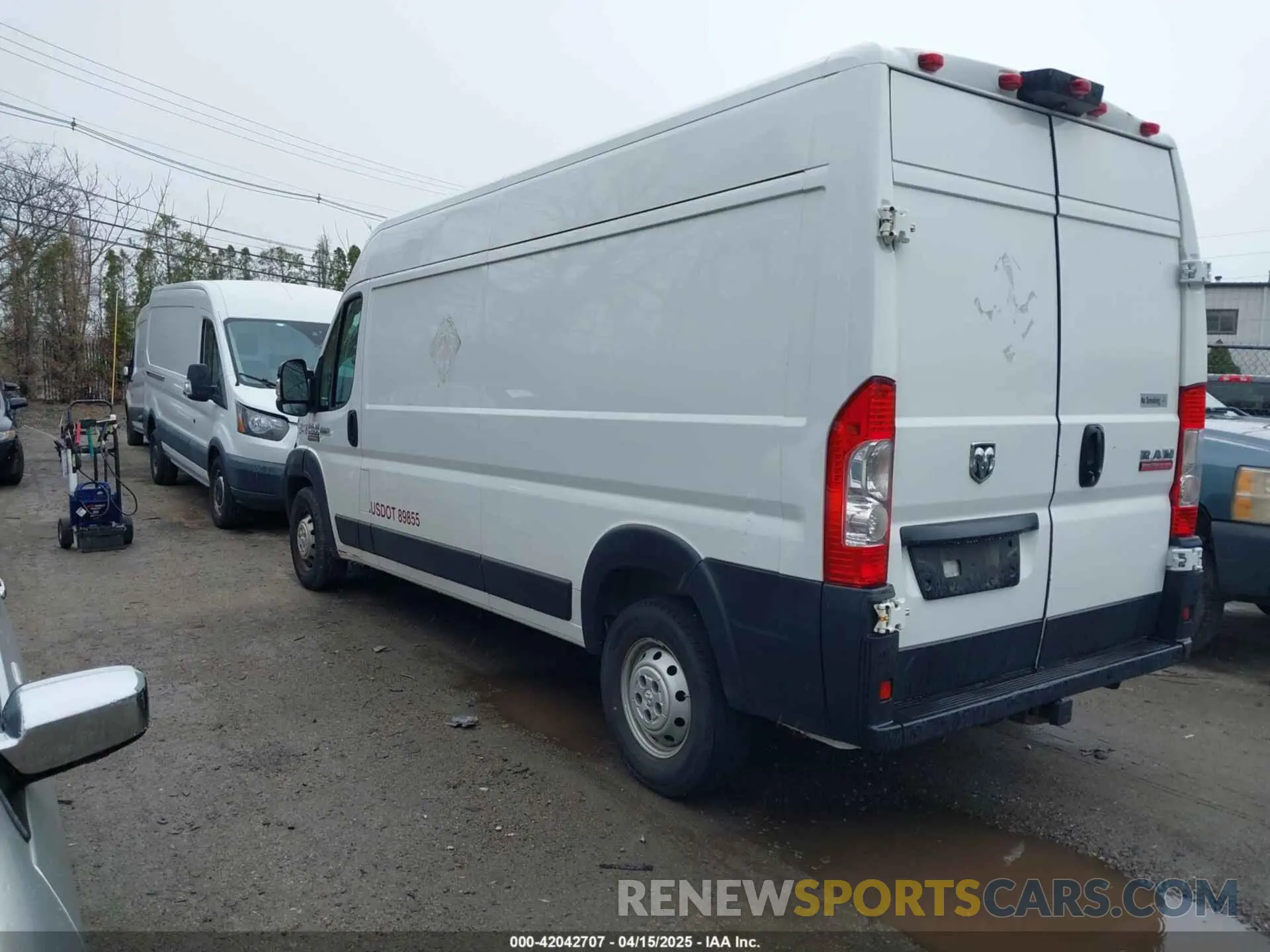 3 fotografías del automóvil dañado 3C6TRVDGXKE500319 RAM PROMASTER 2500 2019