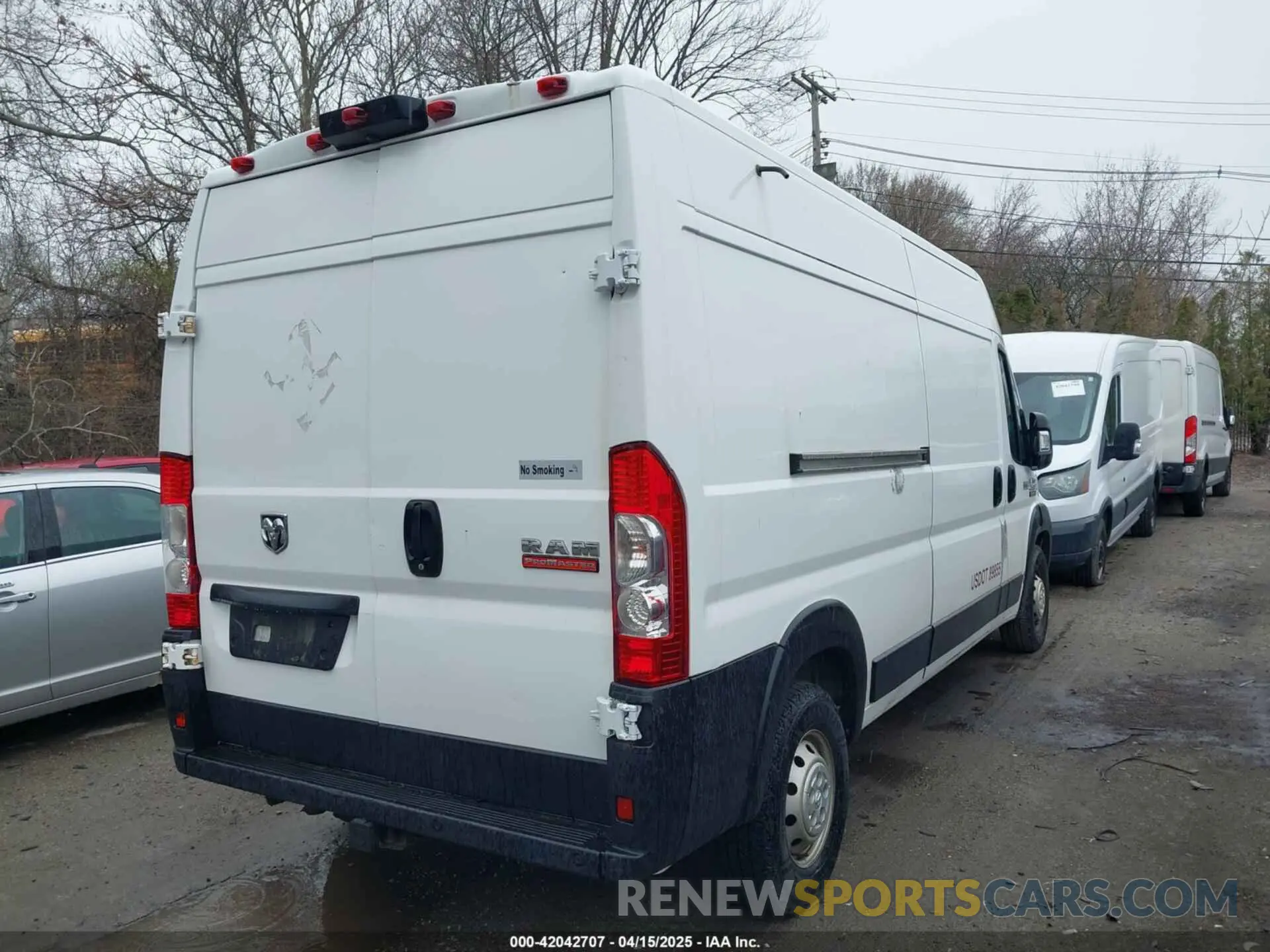 4 fotografías del automóvil dañado 3C6TRVDGXKE500319 RAM PROMASTER 2500 2019
