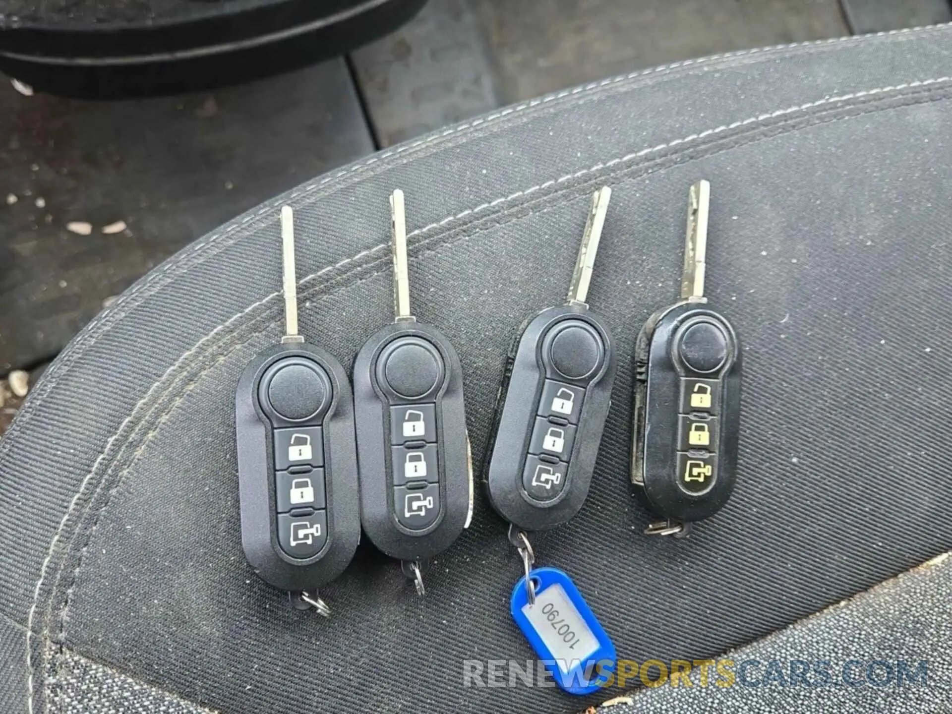 4 fotografías del automóvil dañado 3C6TRVDG2LE131733 RAM PROMASTER 2500 2020