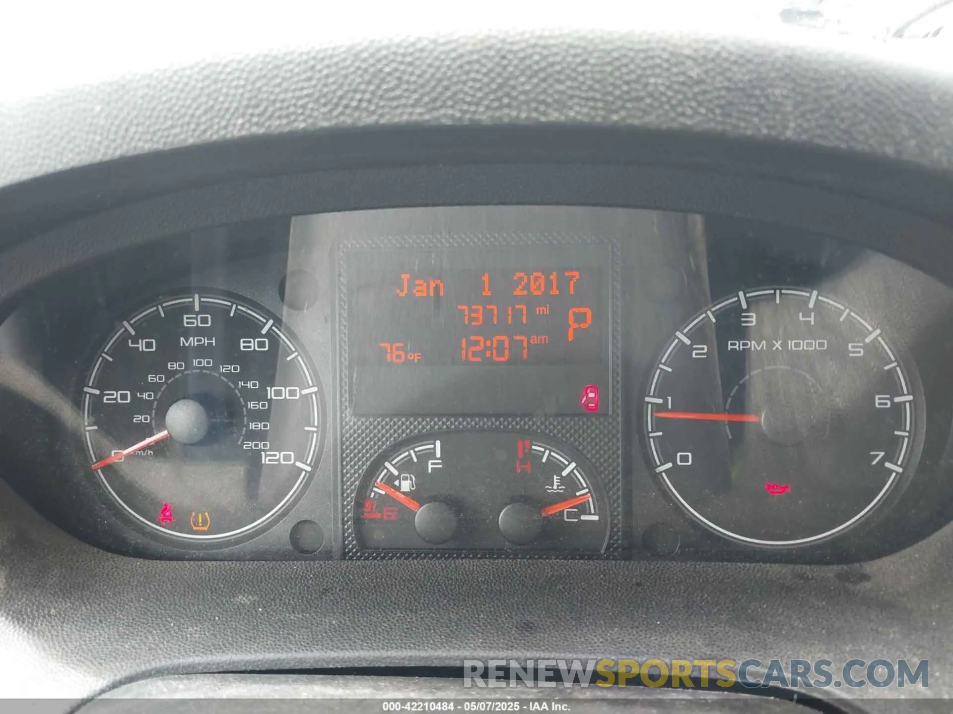7 fotografías del automóvil dañado 3C6TRVDG8LE130666 RAM PROMASTER 2500 2020