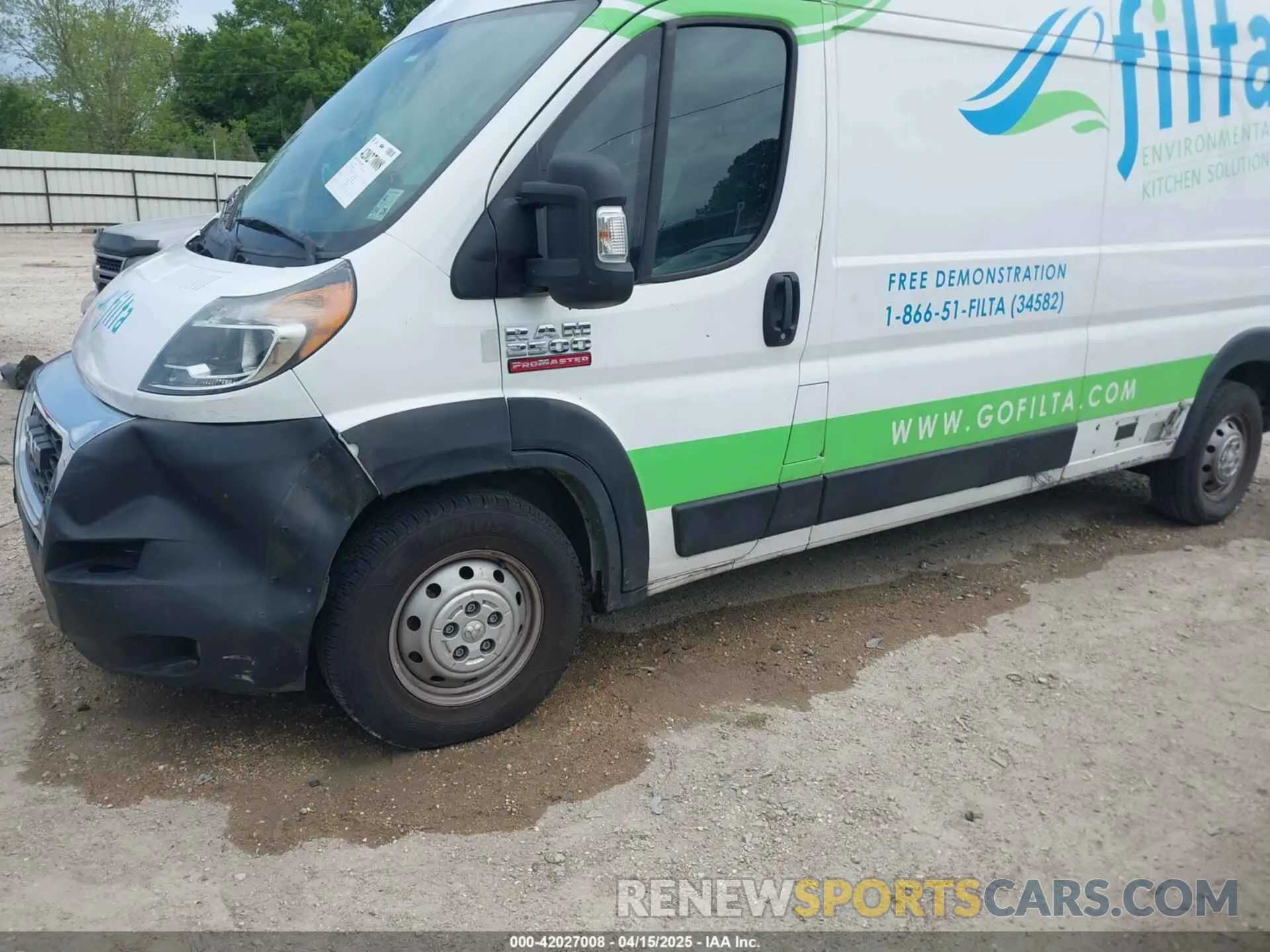 2 fotografías del automóvil dañado 3C6LRVDG0ME508237 RAM PROMASTER 2500 2021