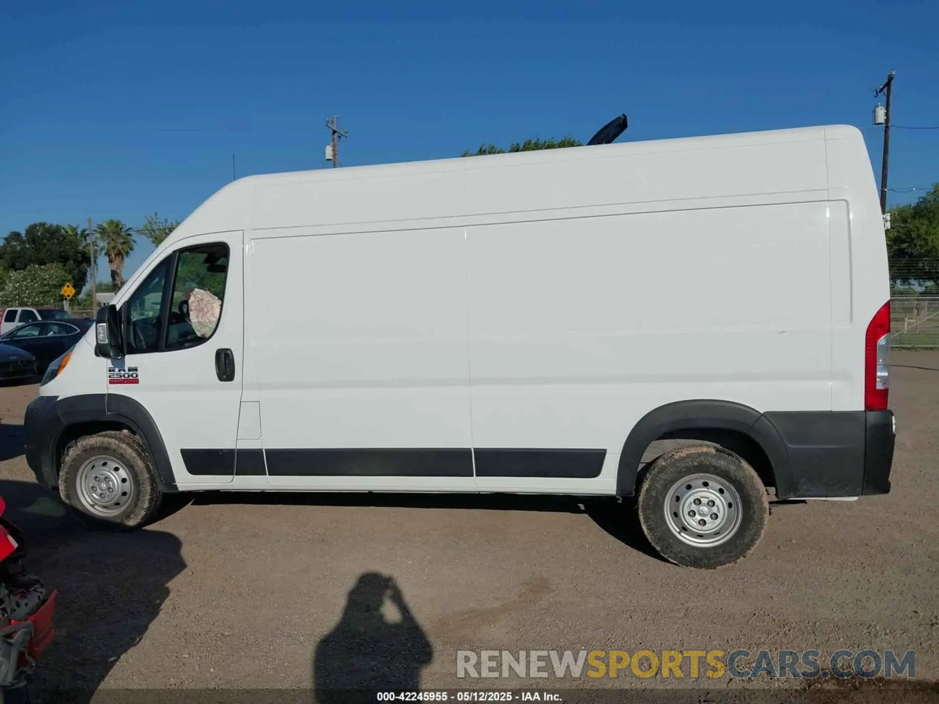 14 fotografías del automóvil dañado 3C6LRVDG3ME524187 RAM PROMASTER 2500 2021