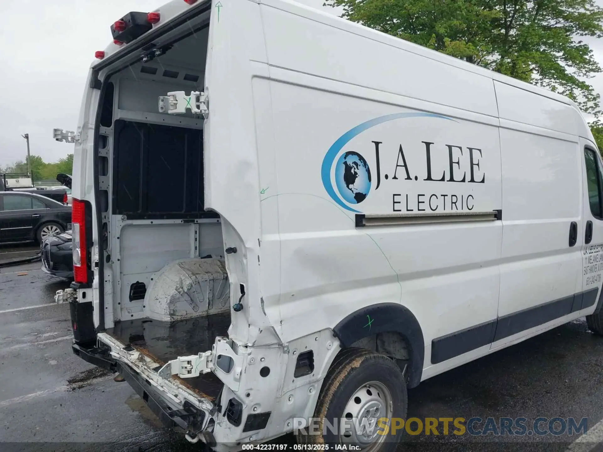 17 fotografías del automóvil dañado 3C6LRVDG5ME576517 RAM PROMASTER 2500 2021