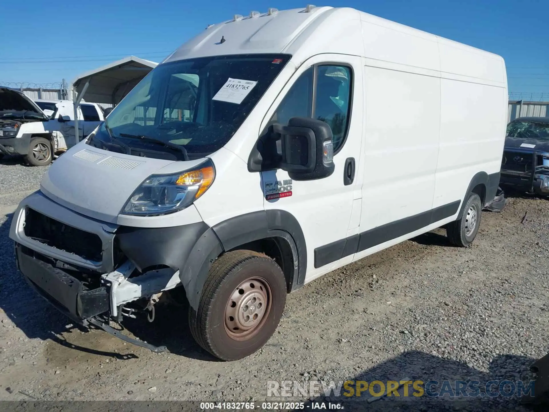 2 fotografías del automóvil dañado 3C6LRVDG6ME520408 RAM PROMASTER 2500 2021