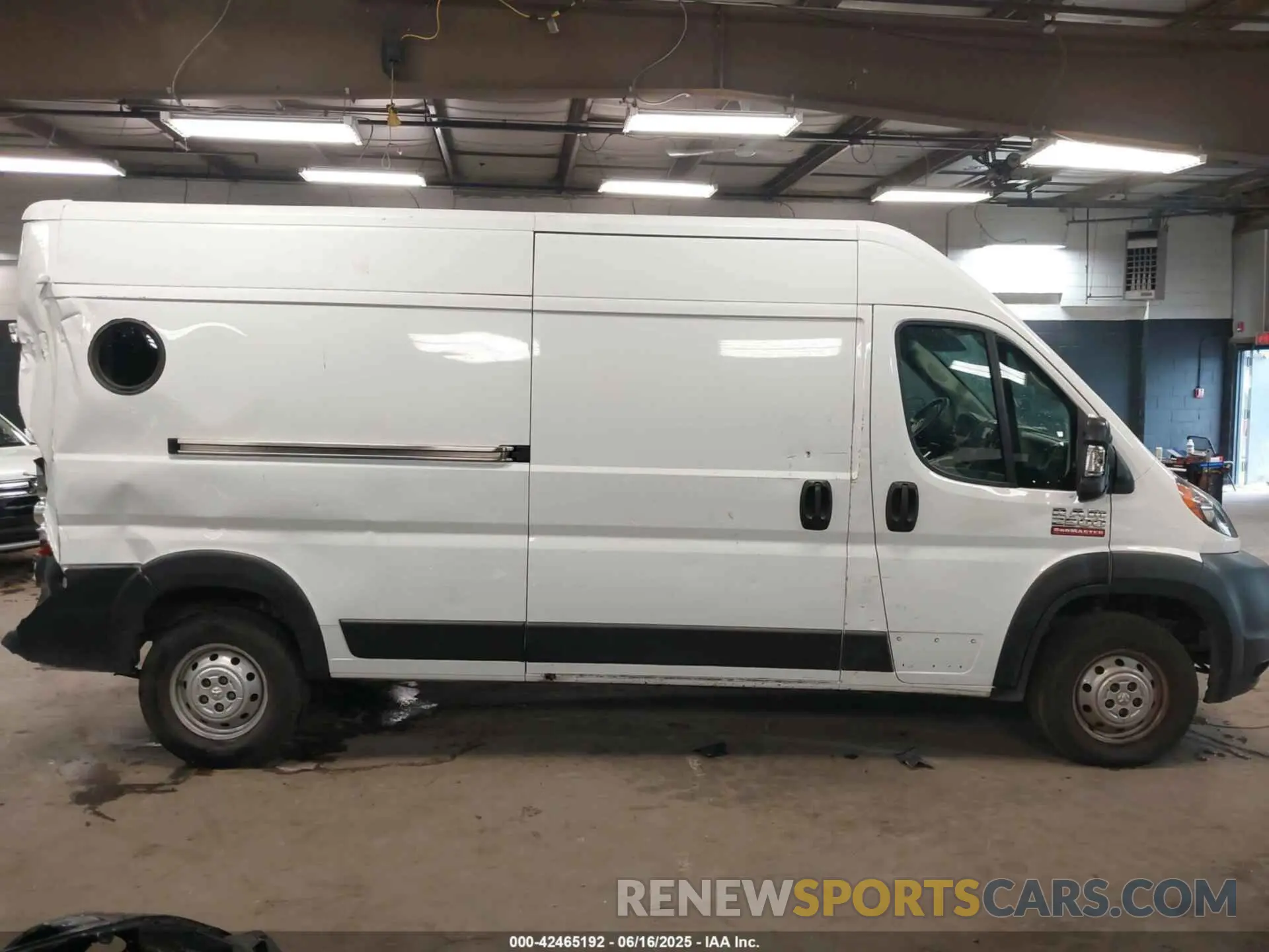 13 fotografías del automóvil dañado 3C6LRVDG6ME521560 RAM PROMASTER 2500 2021