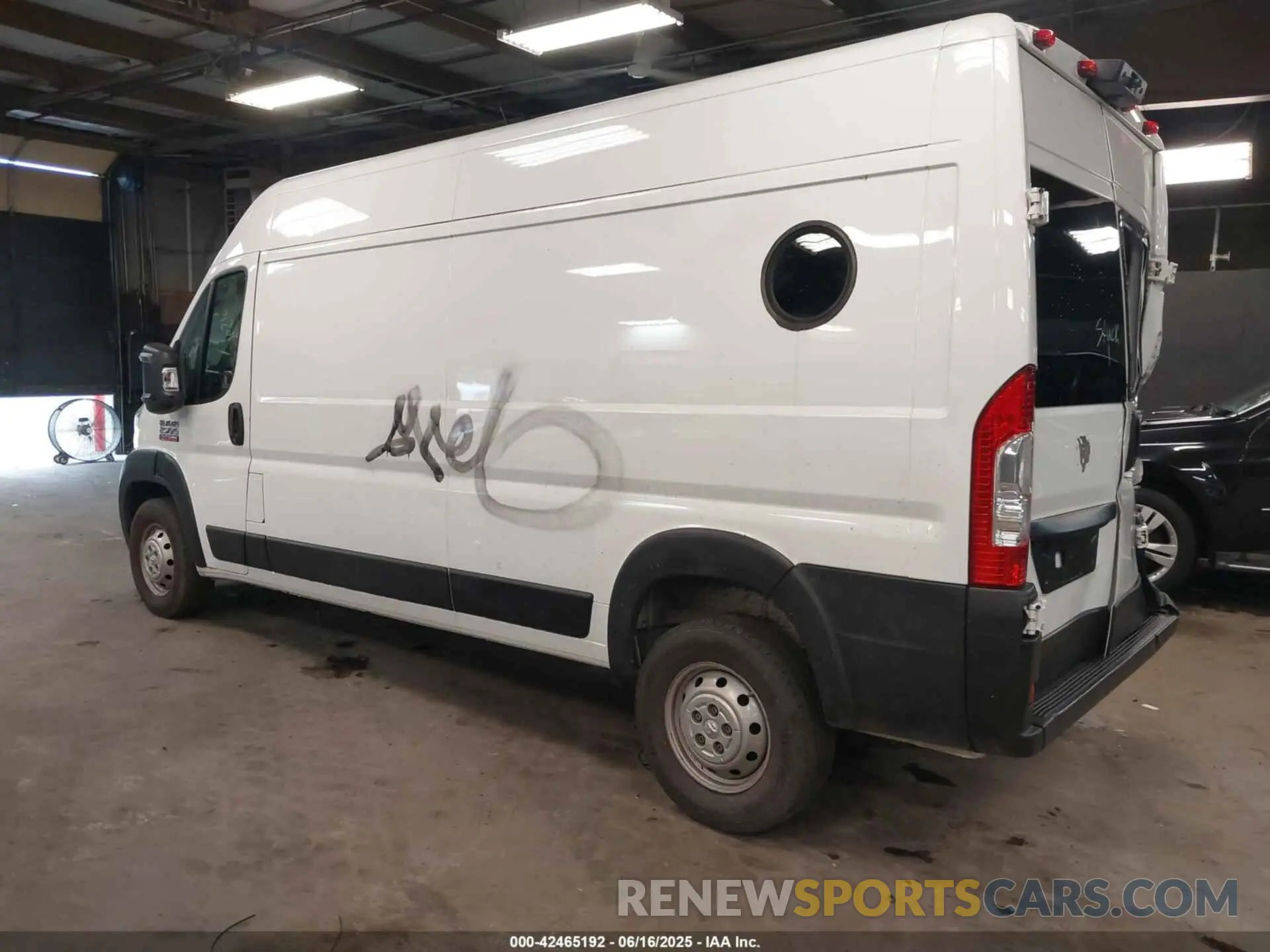 3 fotografías del automóvil dañado 3C6LRVDG6ME521560 RAM PROMASTER 2500 2021