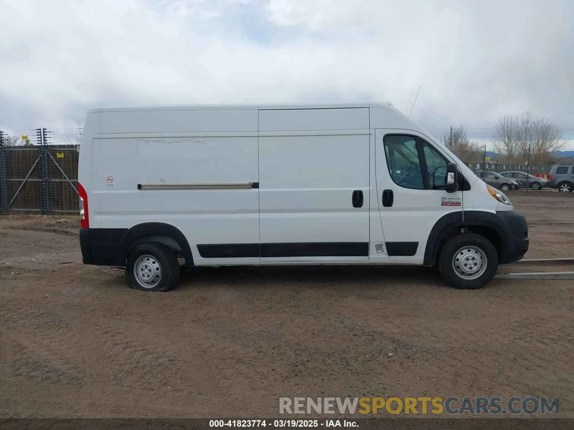 13 fotografías del automóvil dañado 3C6LRVDG6ME559029 RAM PROMASTER 2500 2021