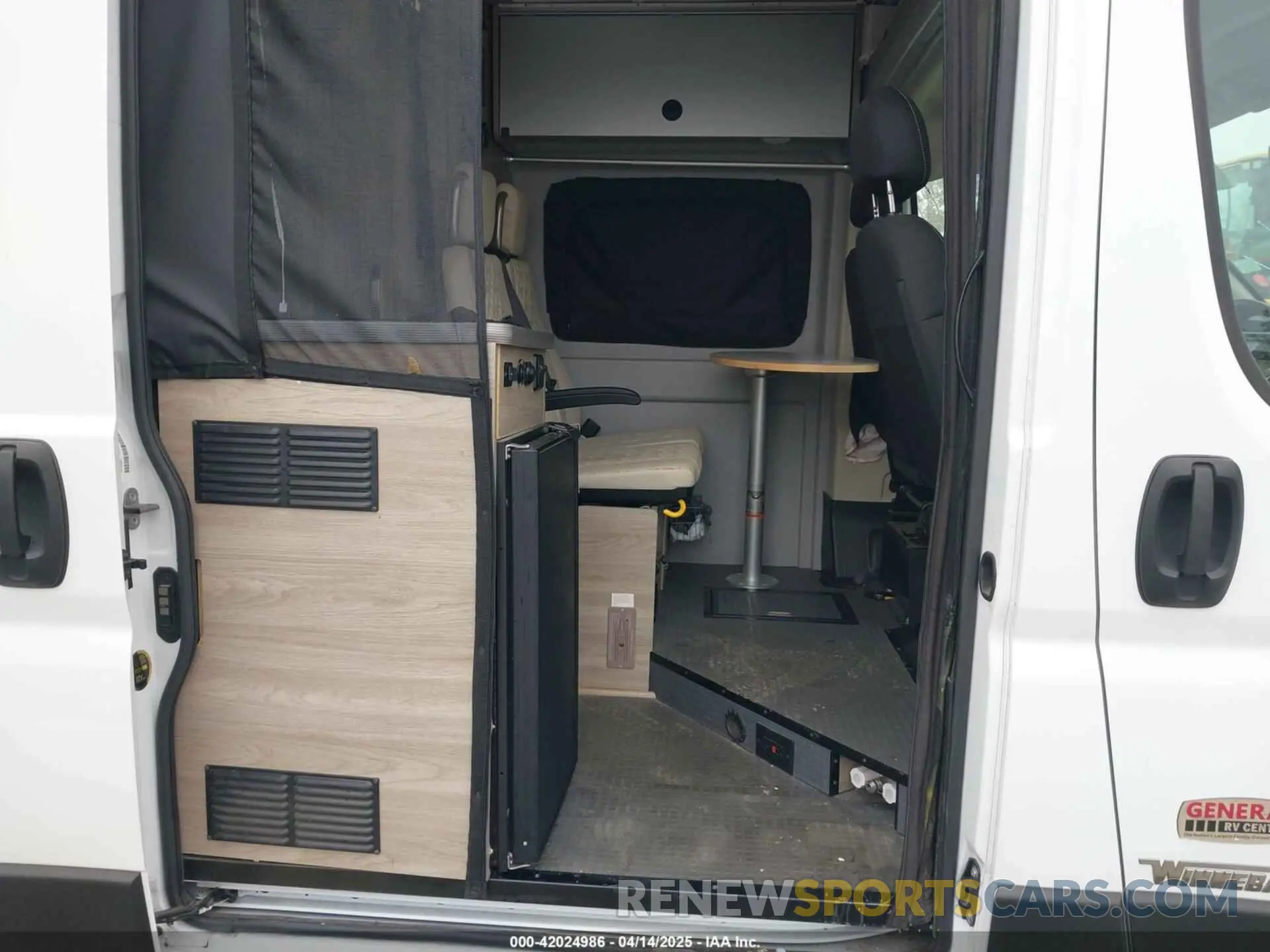 8 fotografías del automóvil dañado 3C6LRVDG7ME517887 RAM PROMASTER 2500 2021