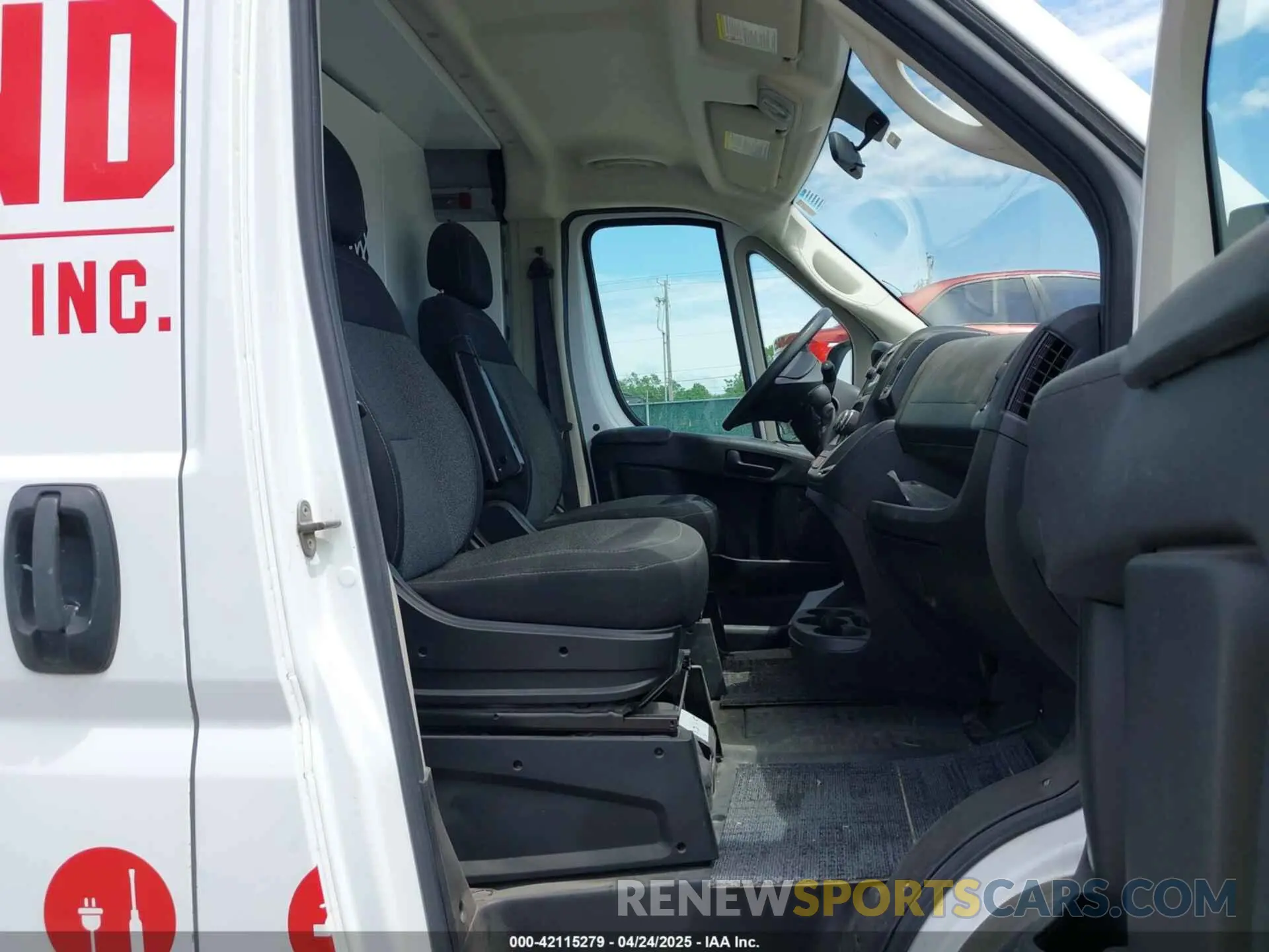 5 fotografías del automóvil dañado 3C6LRVDG8ME508972 RAM PROMASTER 2500 2021