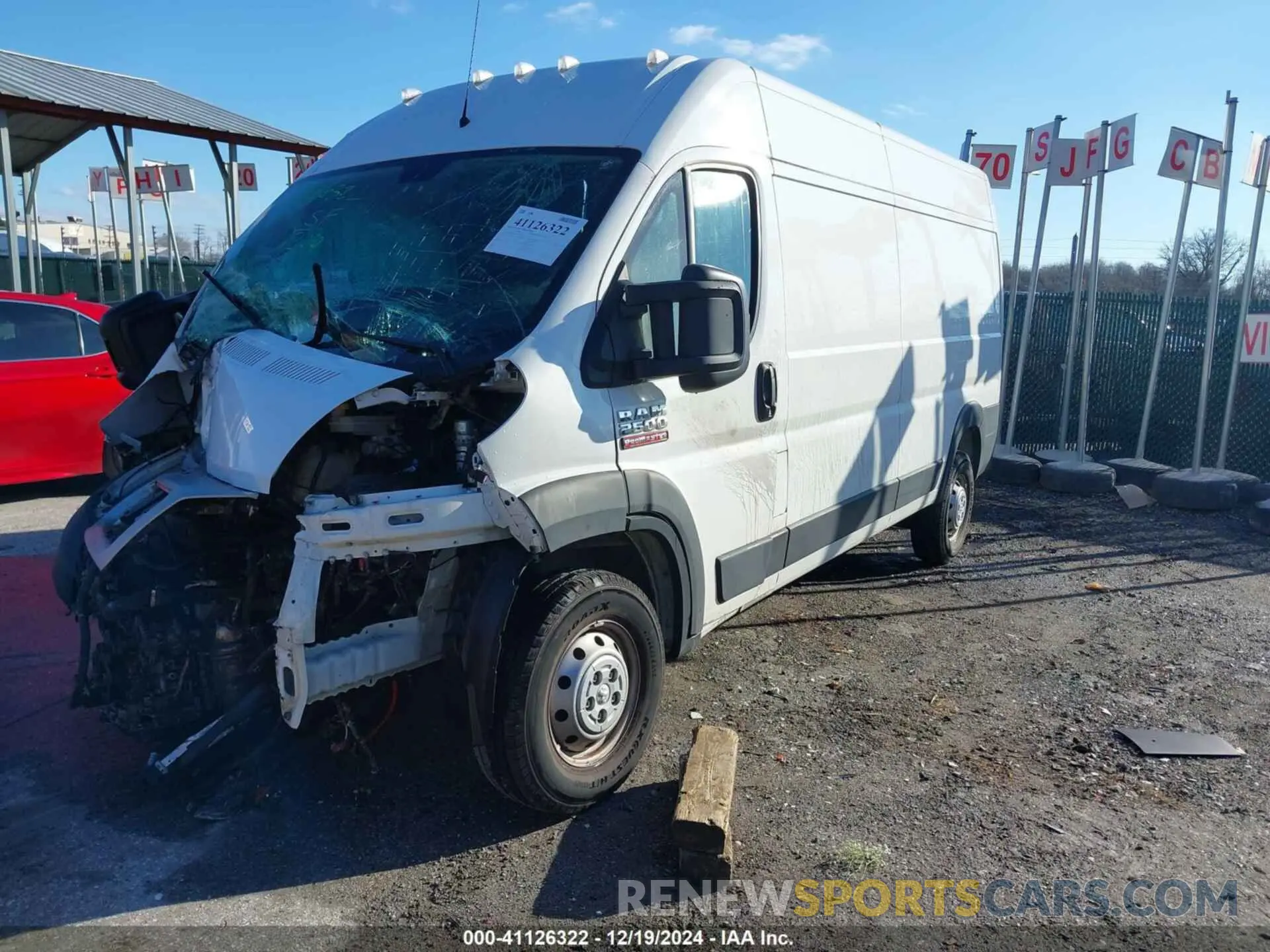 2 fotografías del automóvil dañado 3C6LRVDGXME554240 RAM PROMASTER 2500 2021