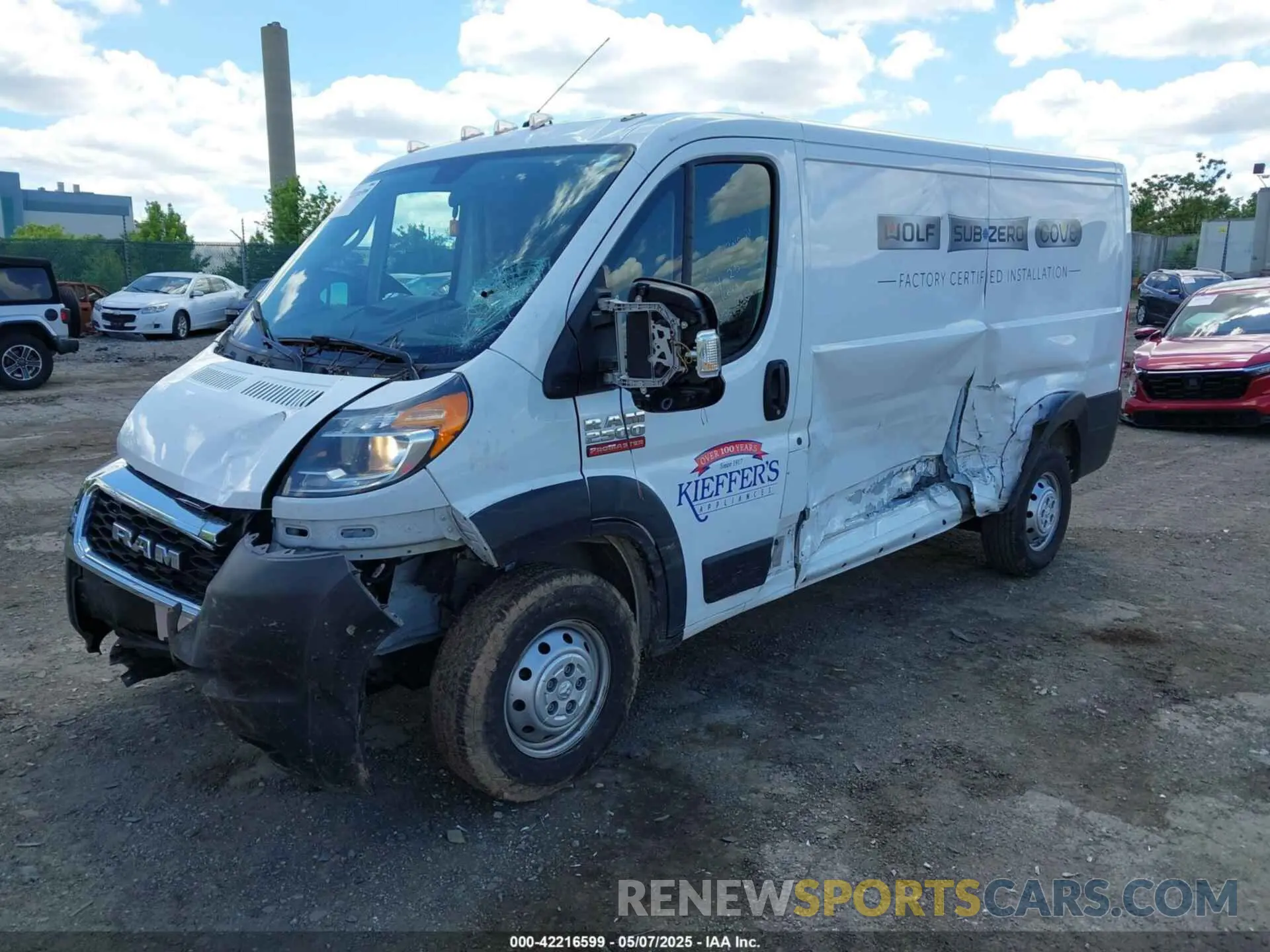 2 fotografías del automóvil dañado 3C6LRVVG4ME529686 RAM PROMASTER 2500 2021