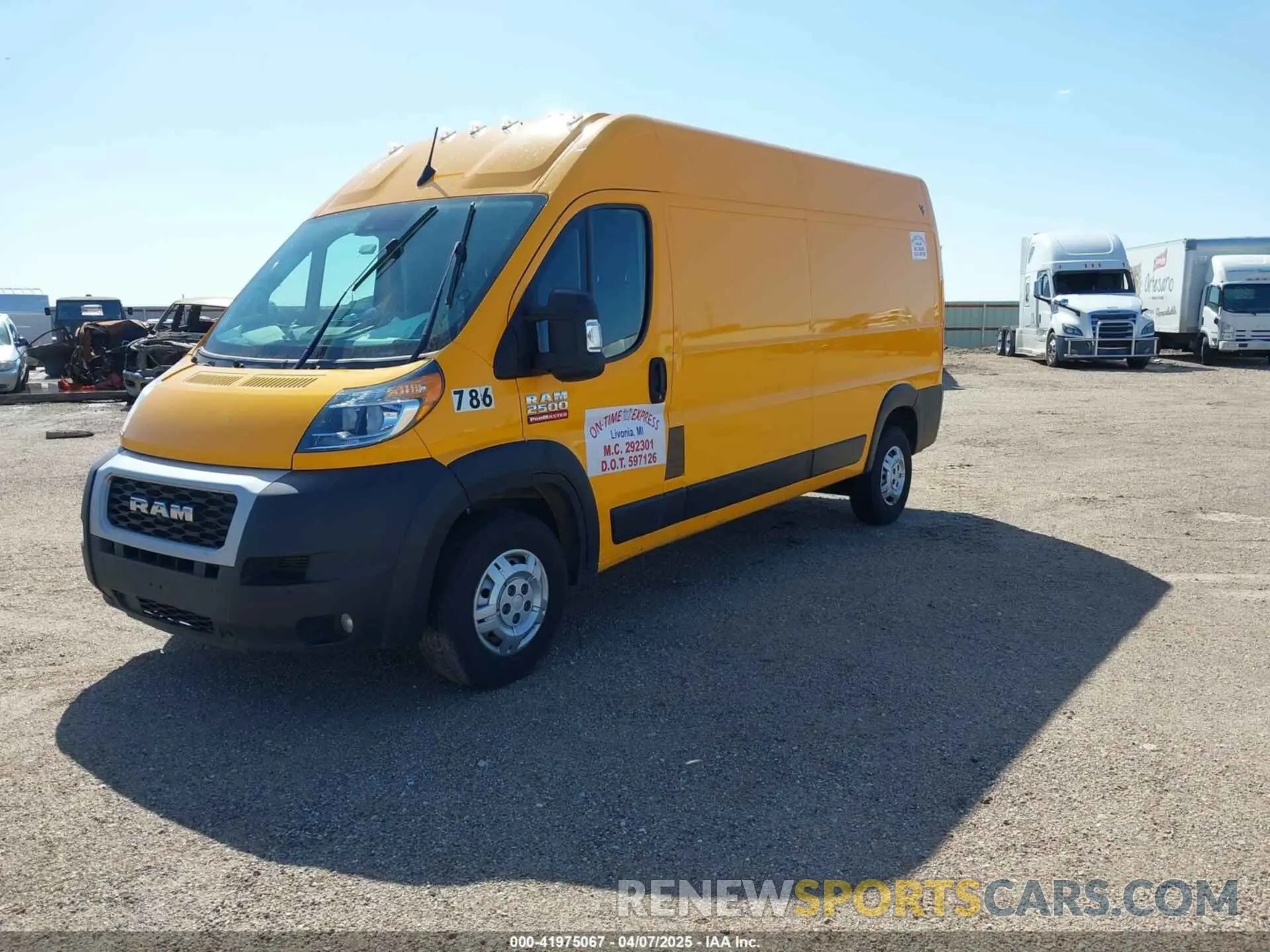 2 fotografías del automóvil dañado 3C6LRVDG5NE118428 RAM PROMASTER 2500 2022