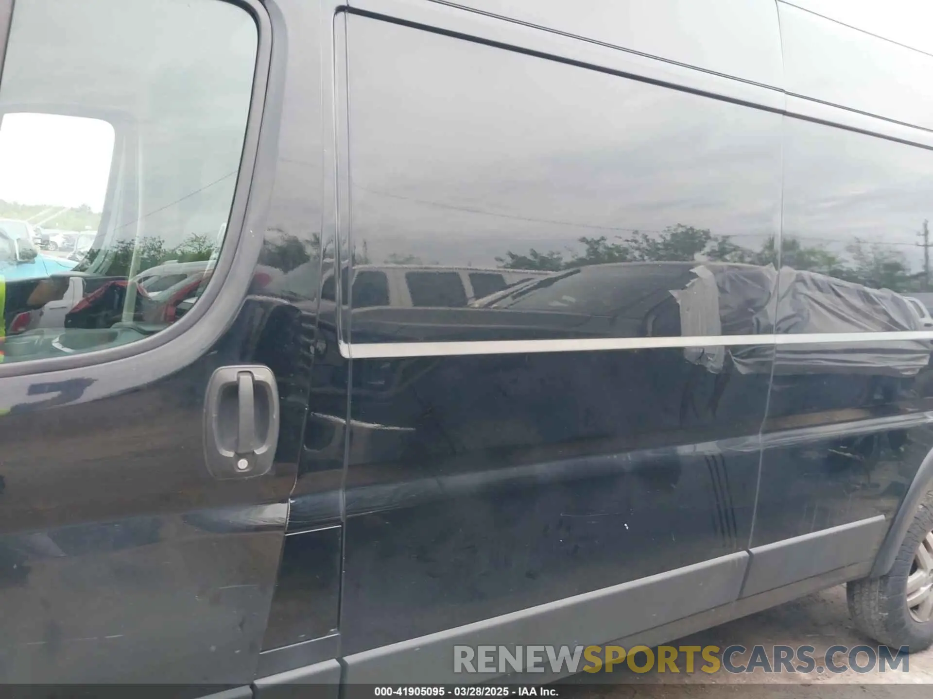 14 fotografías del automóvil dañado 3C6LRVDG7NE106801 RAM PROMASTER 2500 2022