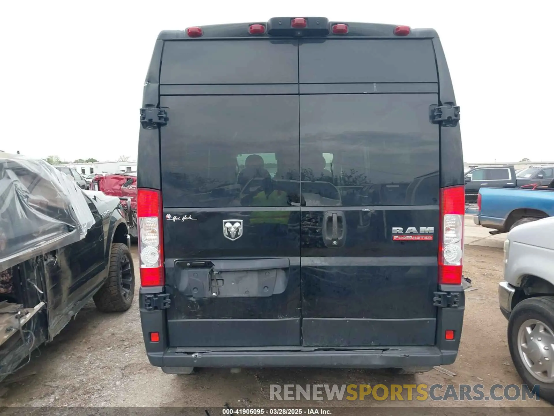 16 fotografías del automóvil dañado 3C6LRVDG7NE106801 RAM PROMASTER 2500 2022