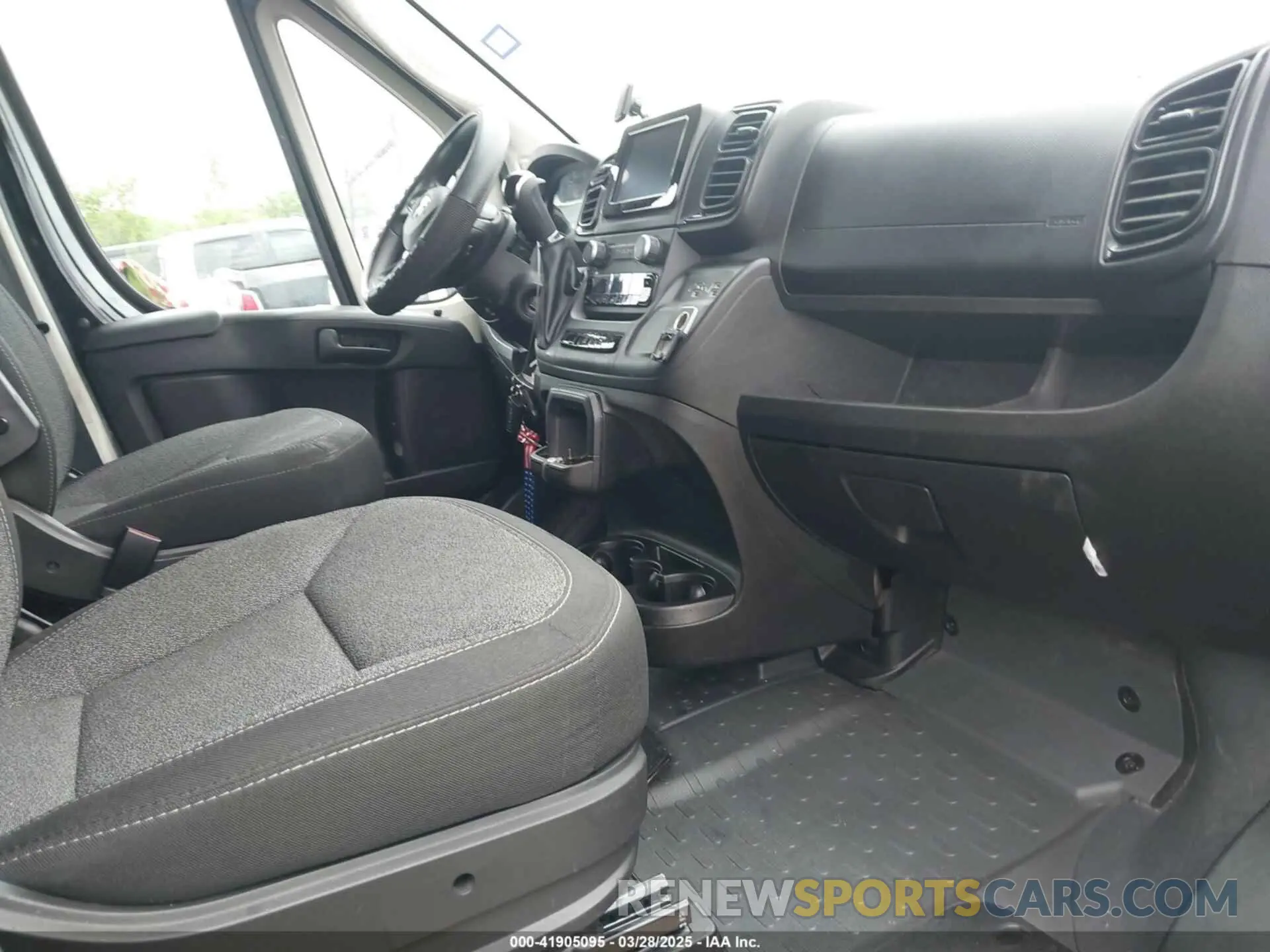 5 fotografías del automóvil dañado 3C6LRVDG7NE106801 RAM PROMASTER 2500 2022