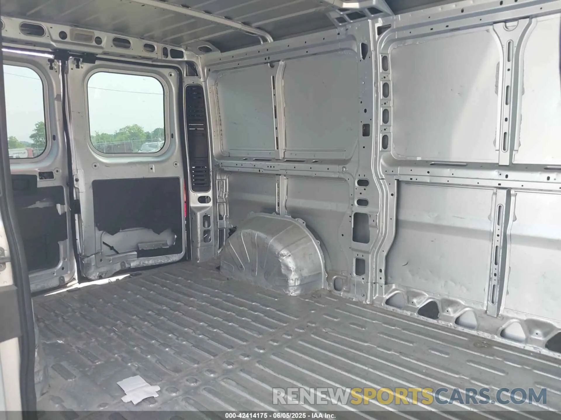 8 fotografías del automóvil dañado 3C6LRVVG3NE110178 RAM PROMASTER 2500 2022
