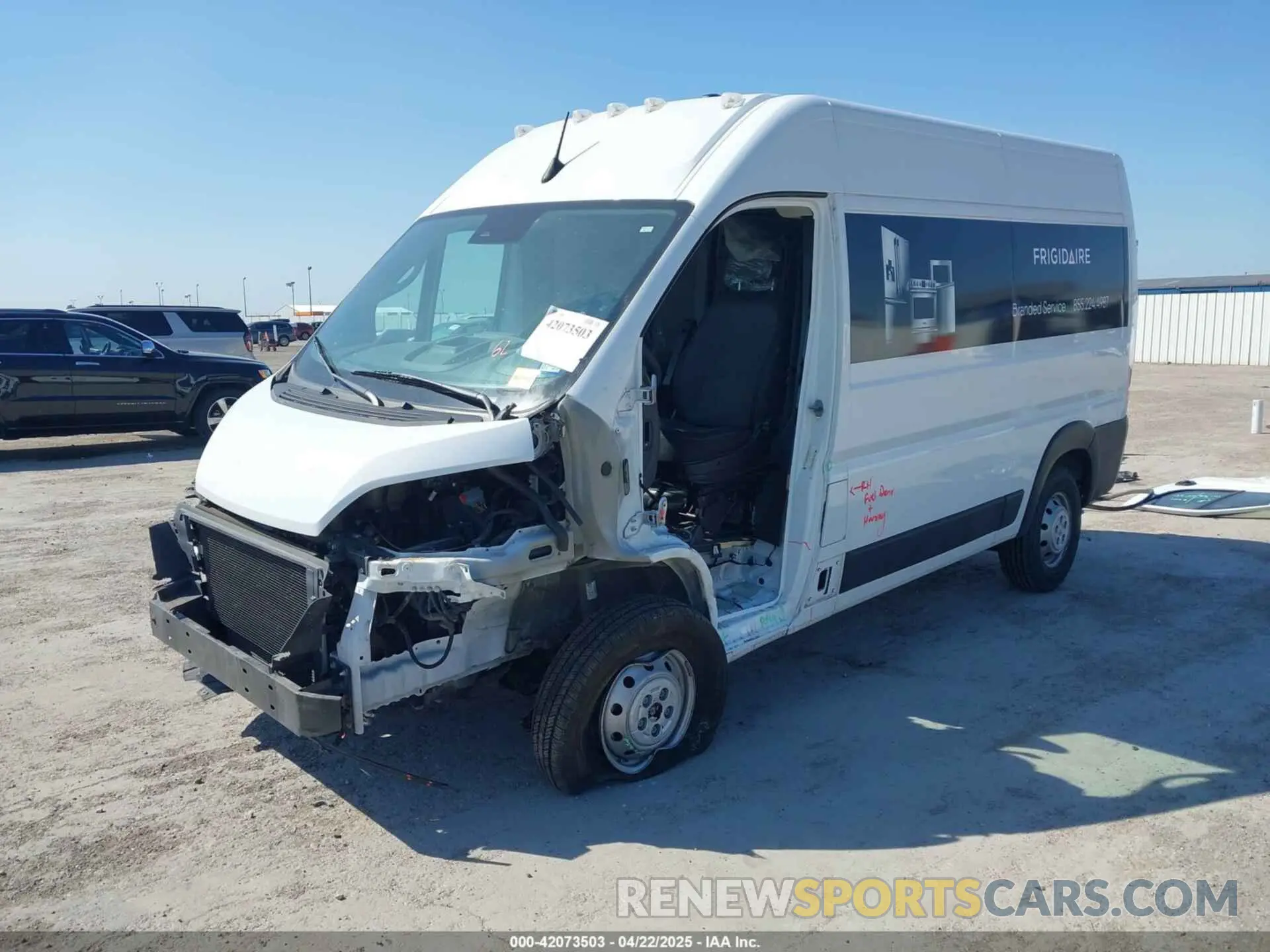 2 fotografías del automóvil dañado 3C6LRVCG3PE518637 RAM PROMASTER 2500 2023