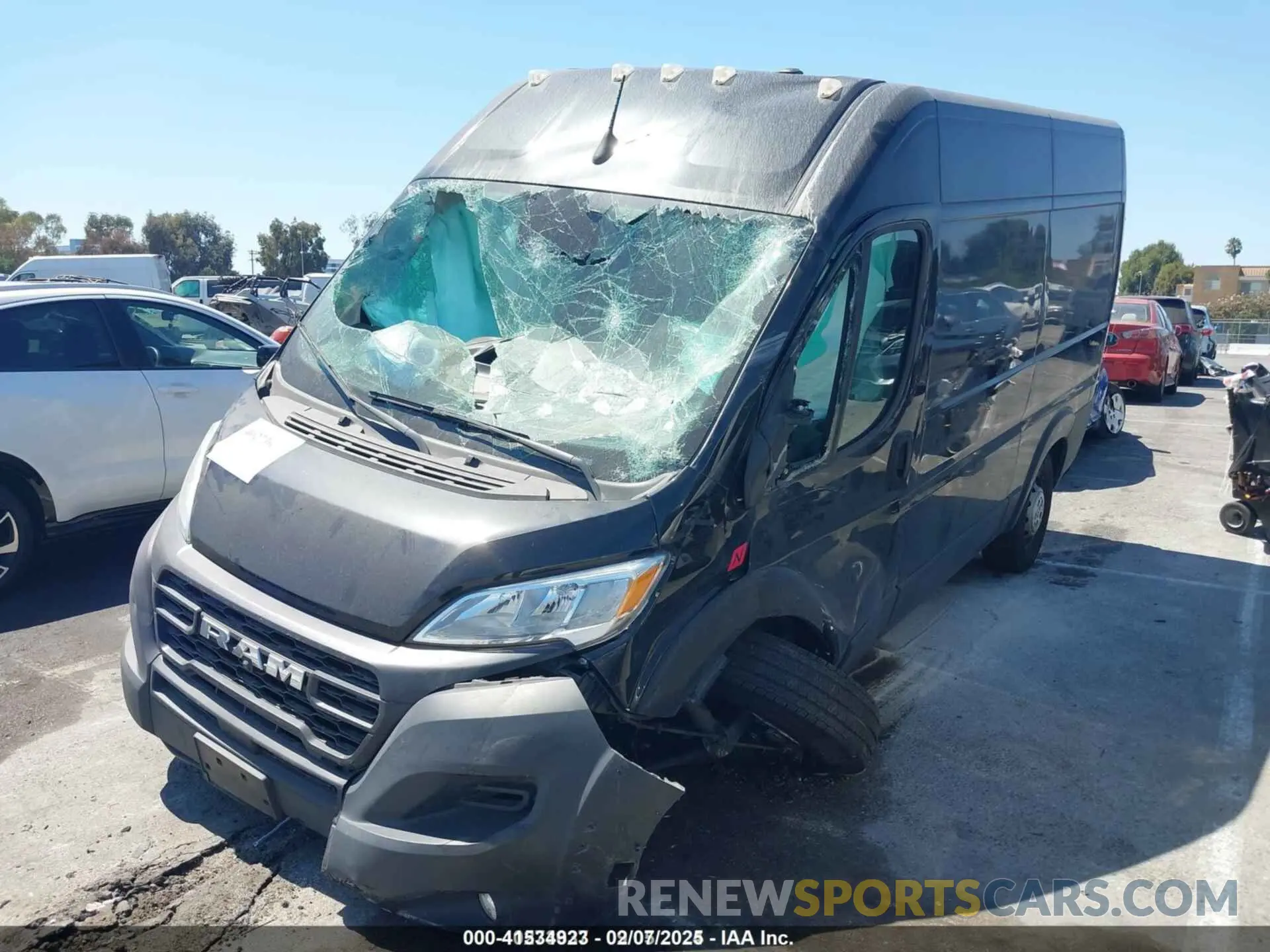 2 fotografías del automóvil dañado 3C6LRVCG5PE517392 RAM PROMASTER 2500 2023