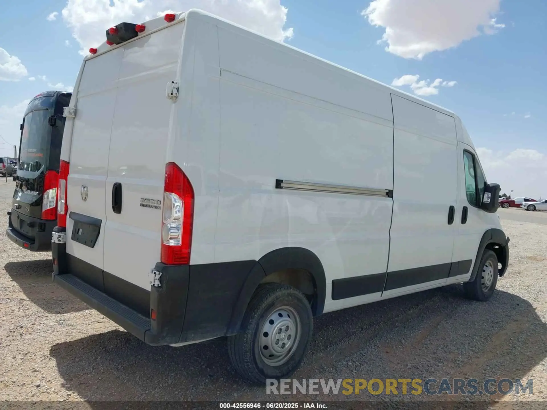 12 fotografías del automóvil dañado 3C6LRVDG2PE588385 RAM PROMASTER 2500 2023