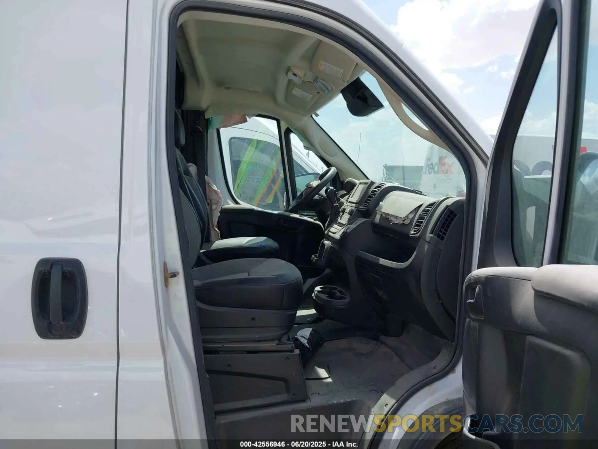 5 fotografías del automóvil dañado 3C6LRVDG2PE588385 RAM PROMASTER 2500 2023