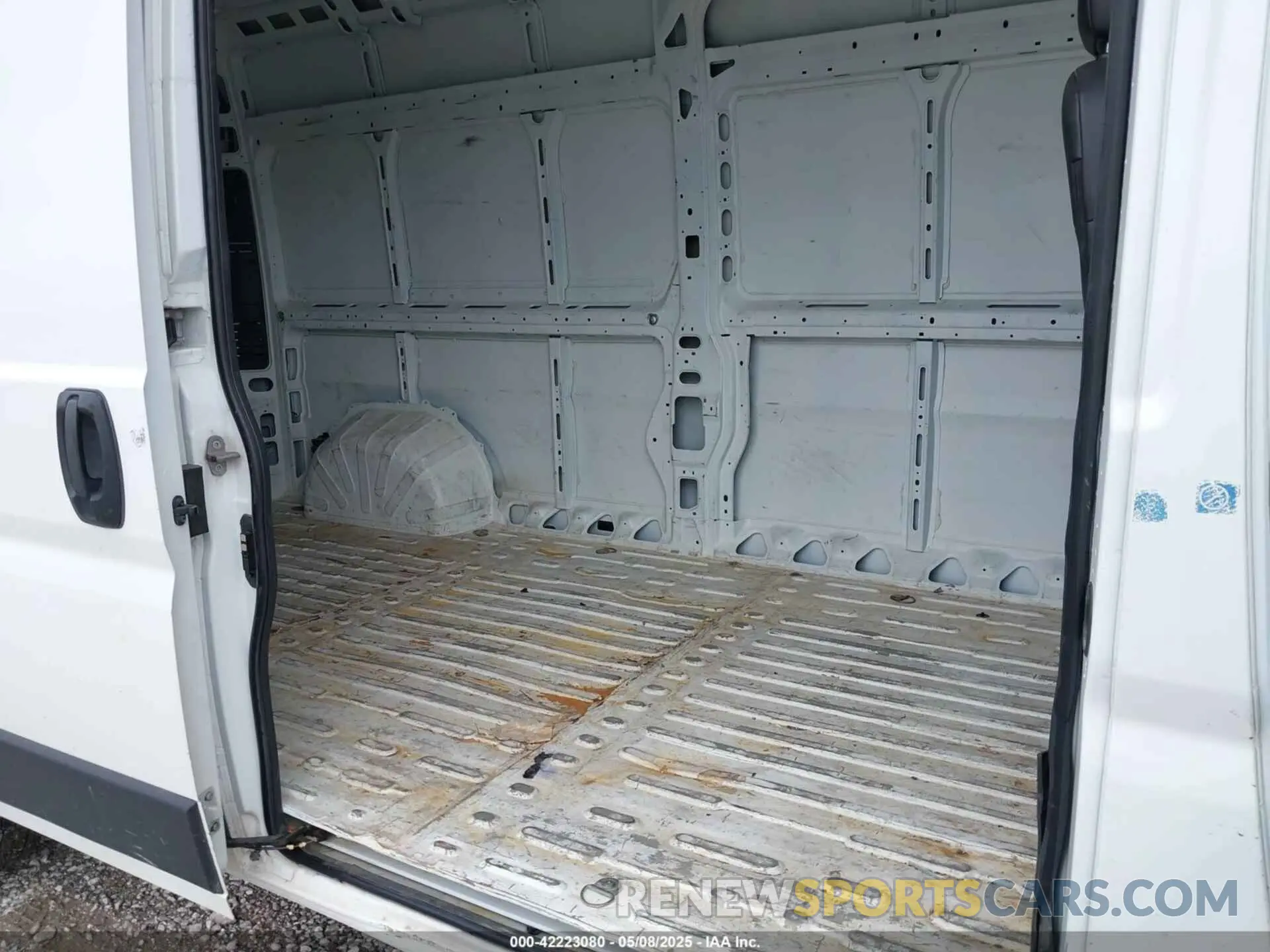 8 fotografías del automóvil dañado 3C6LRVDG3PE571823 RAM PROMASTER 2500 2023