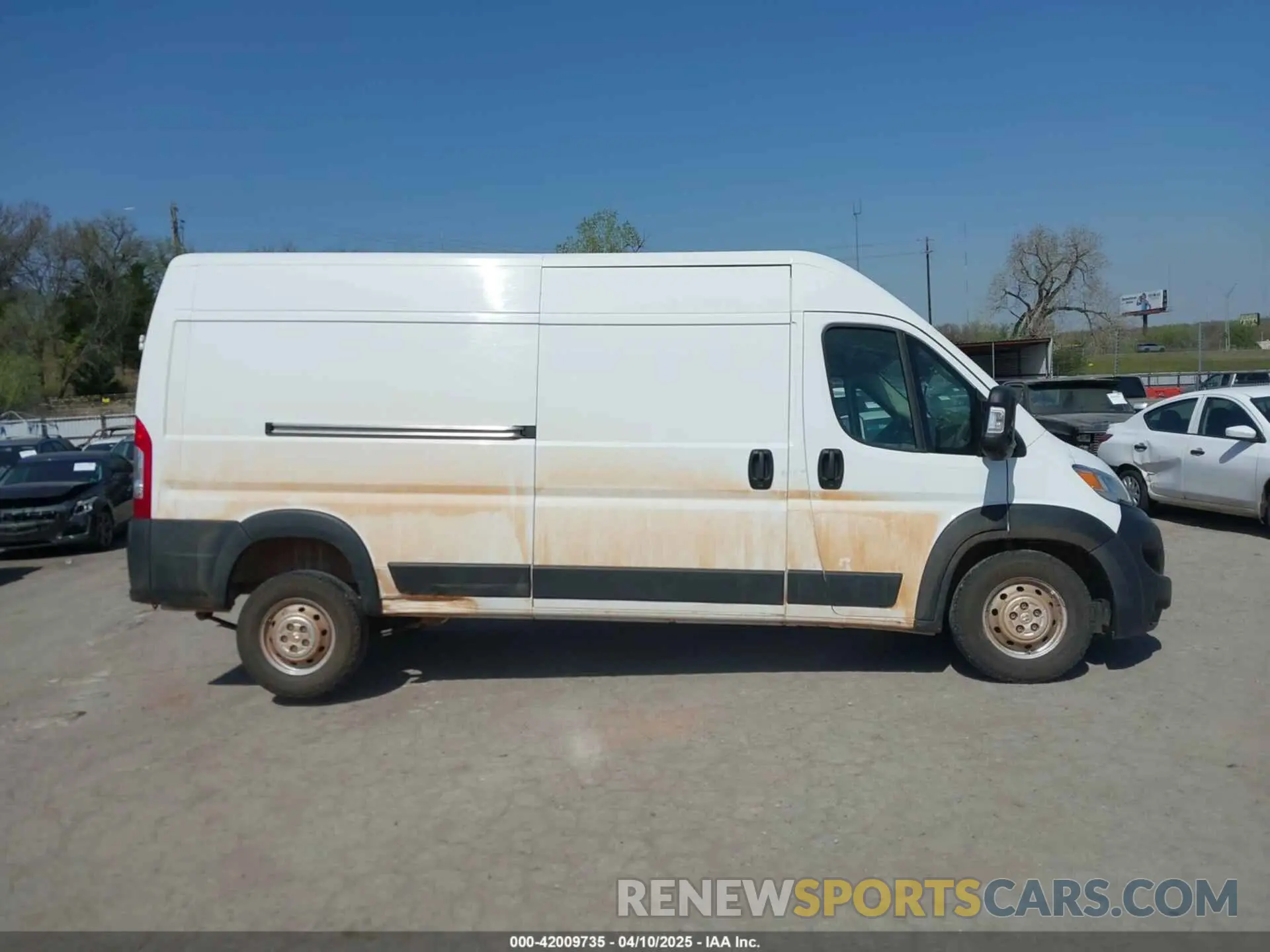 13 fotografías del automóvil dañado 3C6LRVDG3PE582496 RAM PROMASTER 2500 2023