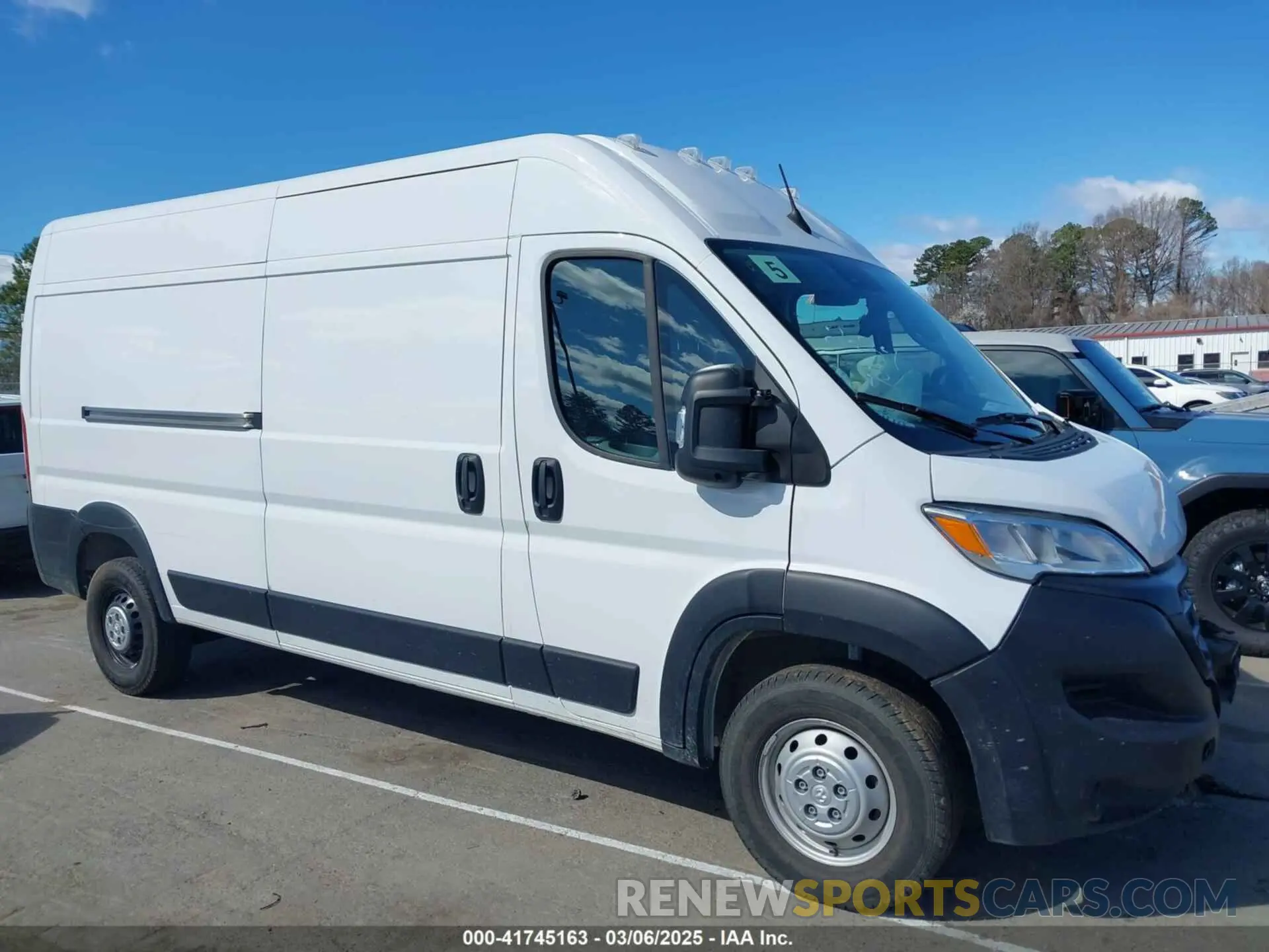 13 fotografías del automóvil dañado 3C6LRVDG4PE598853 RAM PROMASTER 2500 2023