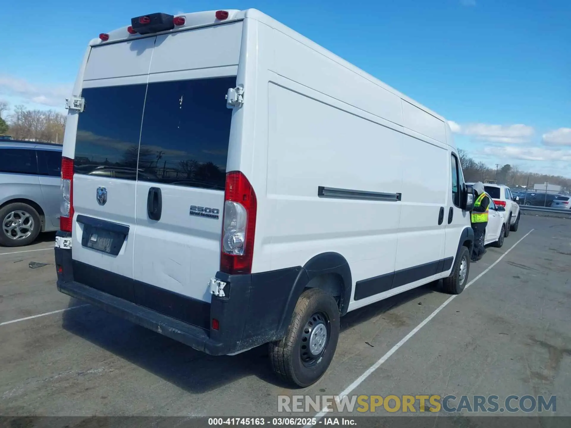 4 fotografías del automóvil dañado 3C6LRVDG4PE598853 RAM PROMASTER 2500 2023