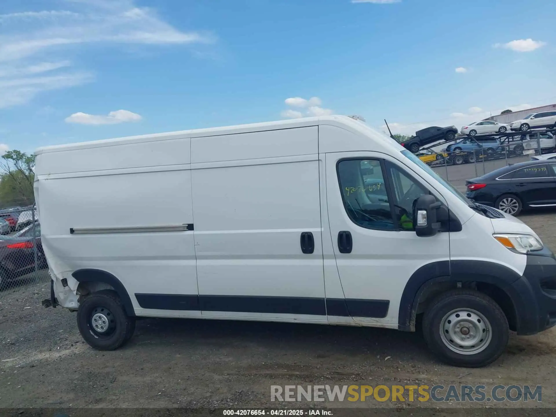 13 fotografías del automóvil dañado 3C6LRVDG5PE572066 RAM PROMASTER 2500 2023